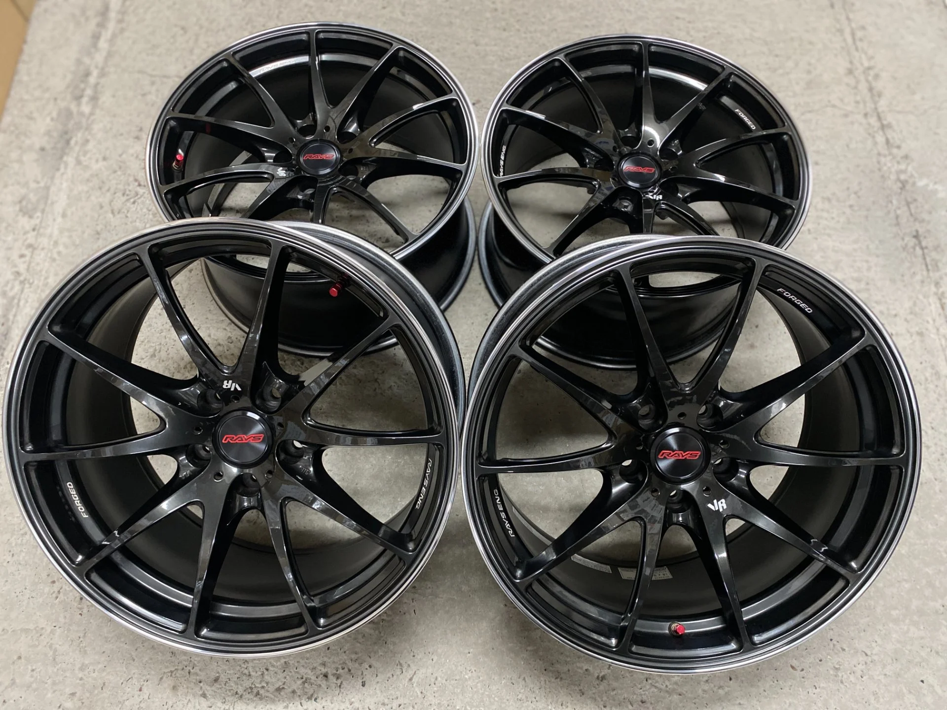 Rays Volk Racing G25 18'' 9J +45 5*112 Face 2 CB (Black Clear)
