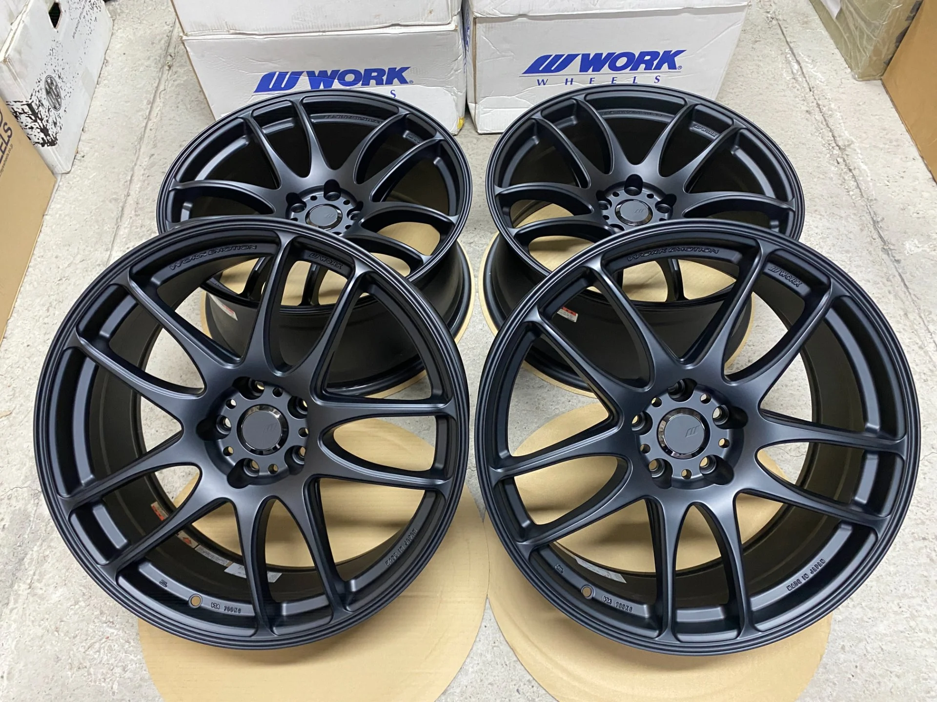 New Work Emotion CR-KIWAMI 19'' 8.5J ET+25/9.5J ET+38 5*112 MAT BLACK