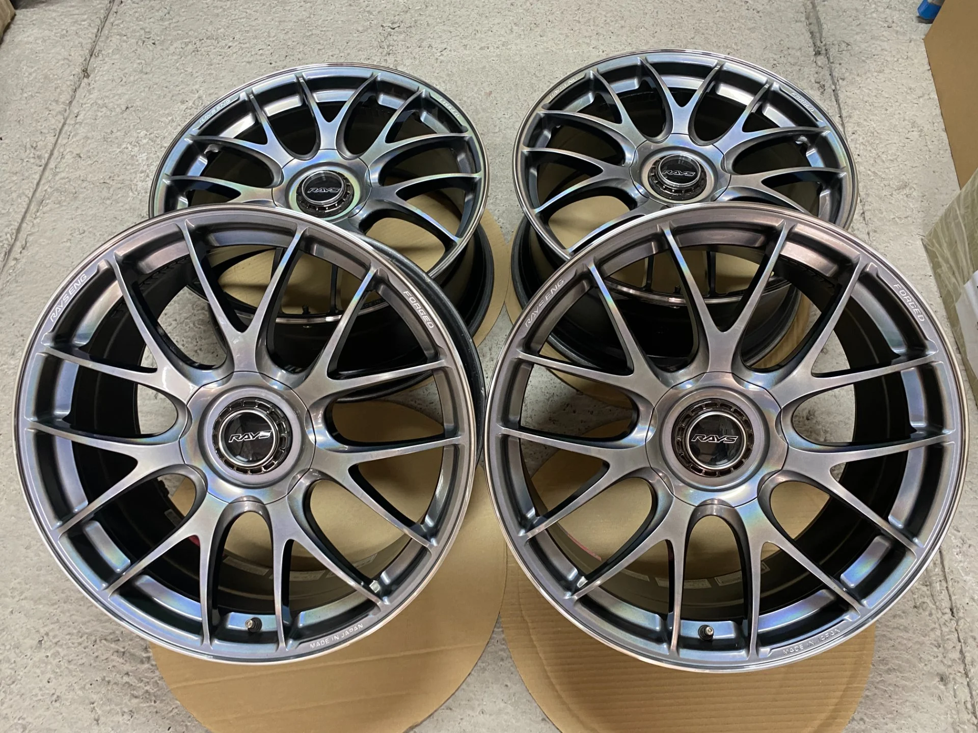 Rays Volk Racing G27 19'' 9J ET+48 PCD 5*112 PD Color Forged