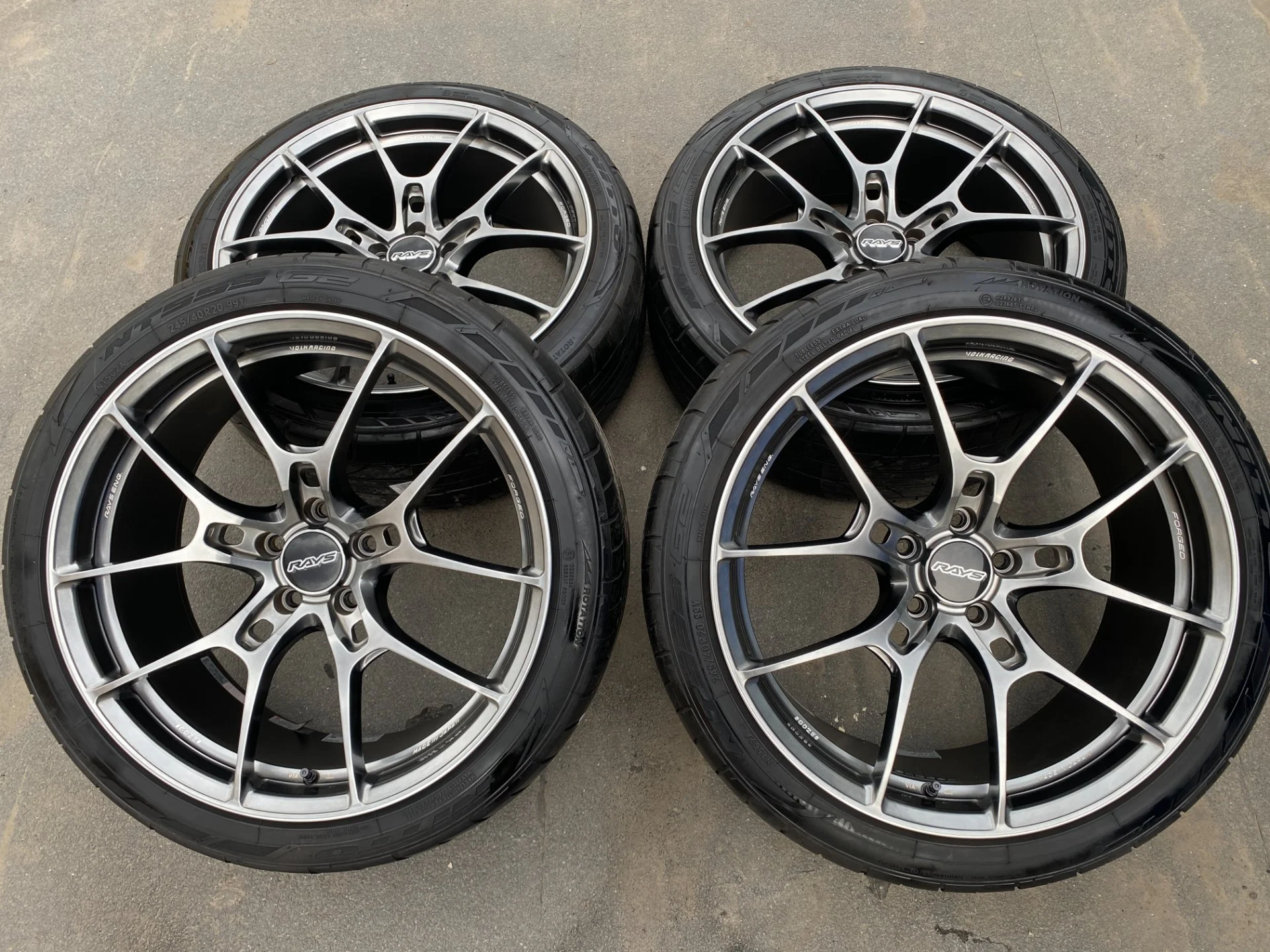 Rays Volk Racing G025 20'' 9J +35 5*114.3 Face 2 FD Color