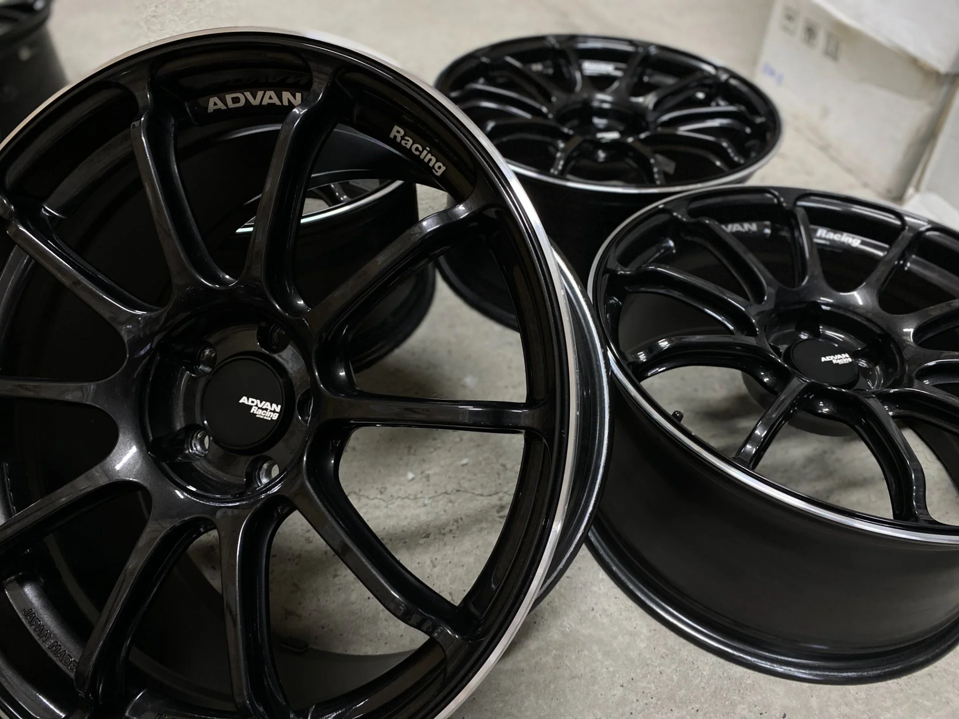 Yokohama Advan Racing RS3 RSIII 19'' 9.5J +38 5*112 GTR Face - миниатюра 7
