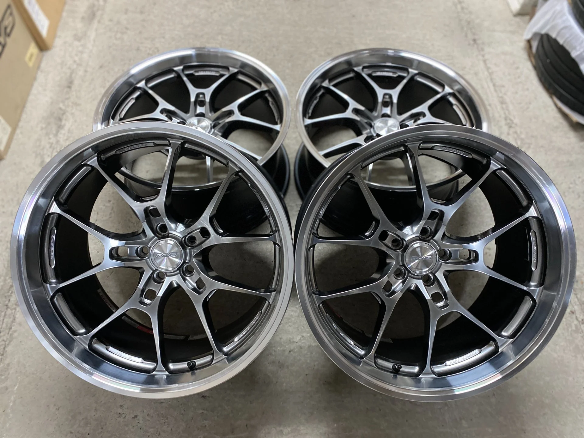 Rays Volk Racing G025LC 20'' 10J ET+15 /11J ET+15 PCD 5*112