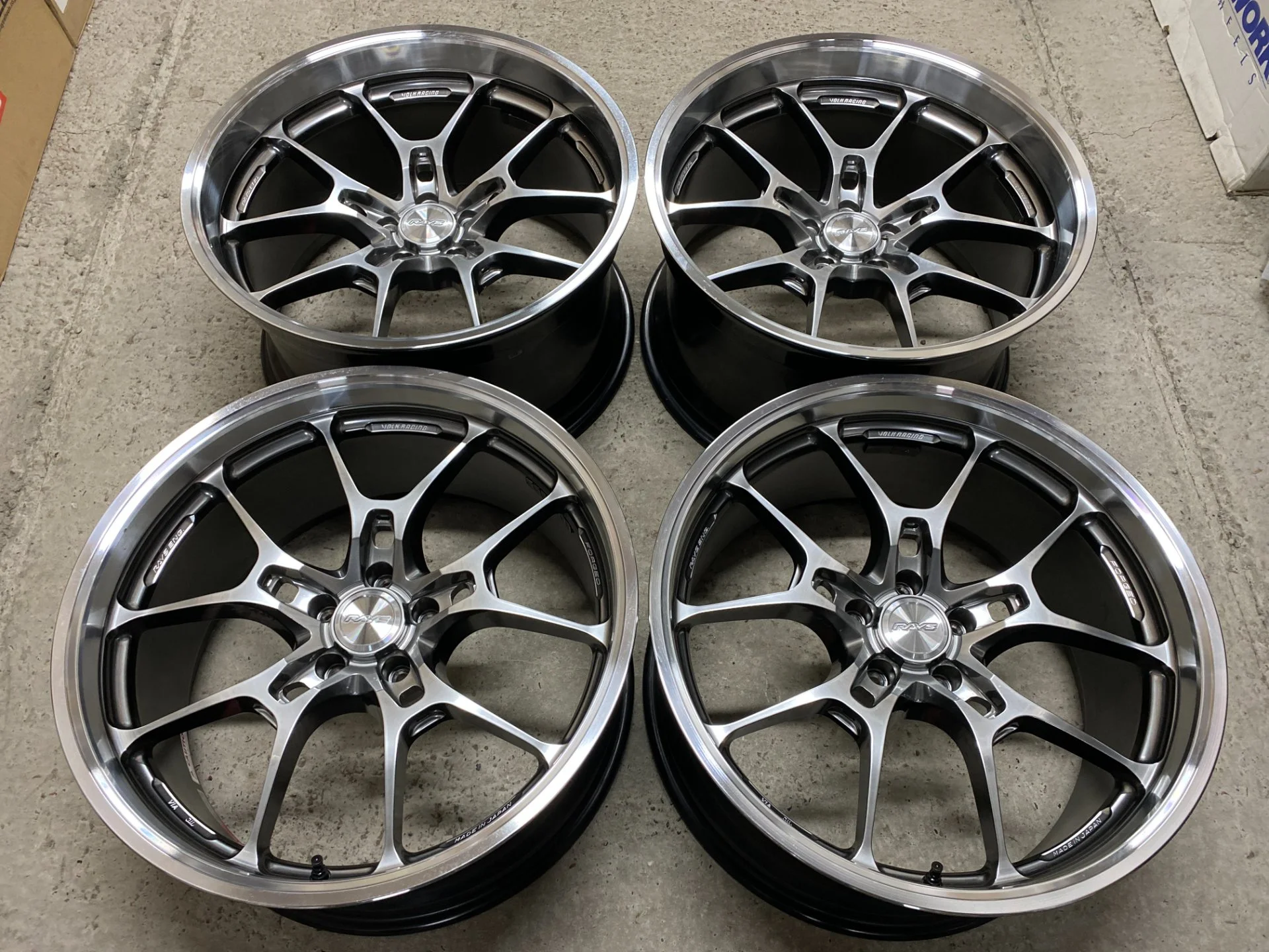 Rays Volk Racing G025LC 20'' 10J ET+15 /11J ET+15 PCD 5*112 - миниатюра 2
