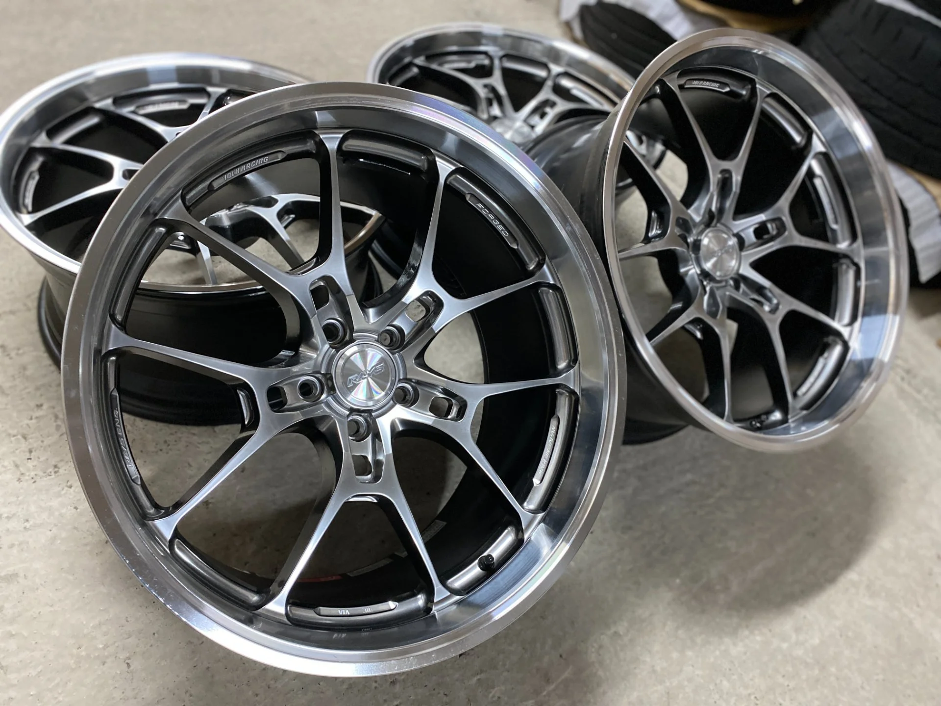 Rays Volk Racing G025LC 20'' 10J ET+15 /11J ET+15 PCD 5*112 - миниатюра 5