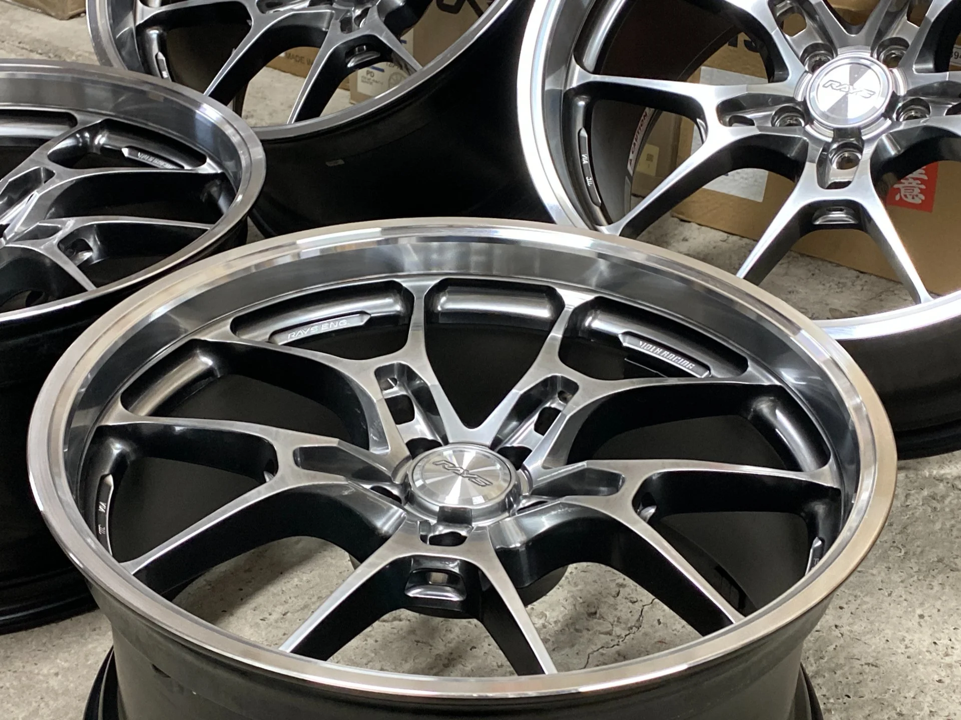 Rays Volk Racing G025LC 20'' 10J ET+15 /11J ET+15 PCD 5*112 - миниатюра 8
