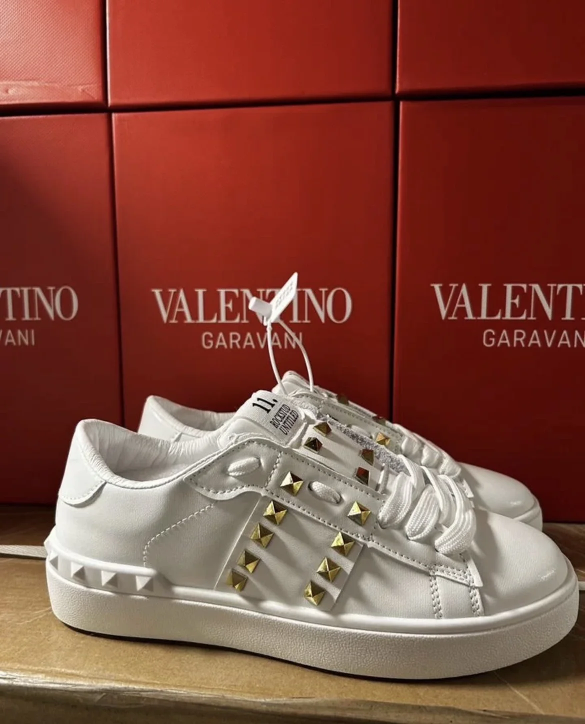 Кеды классические Valentino Garavani - миниатюра 2