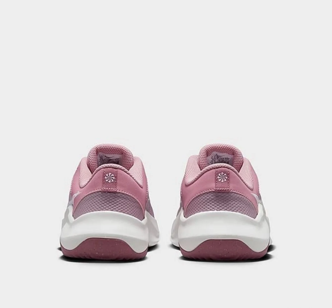 Кроссовки Nike - миниатюра 3