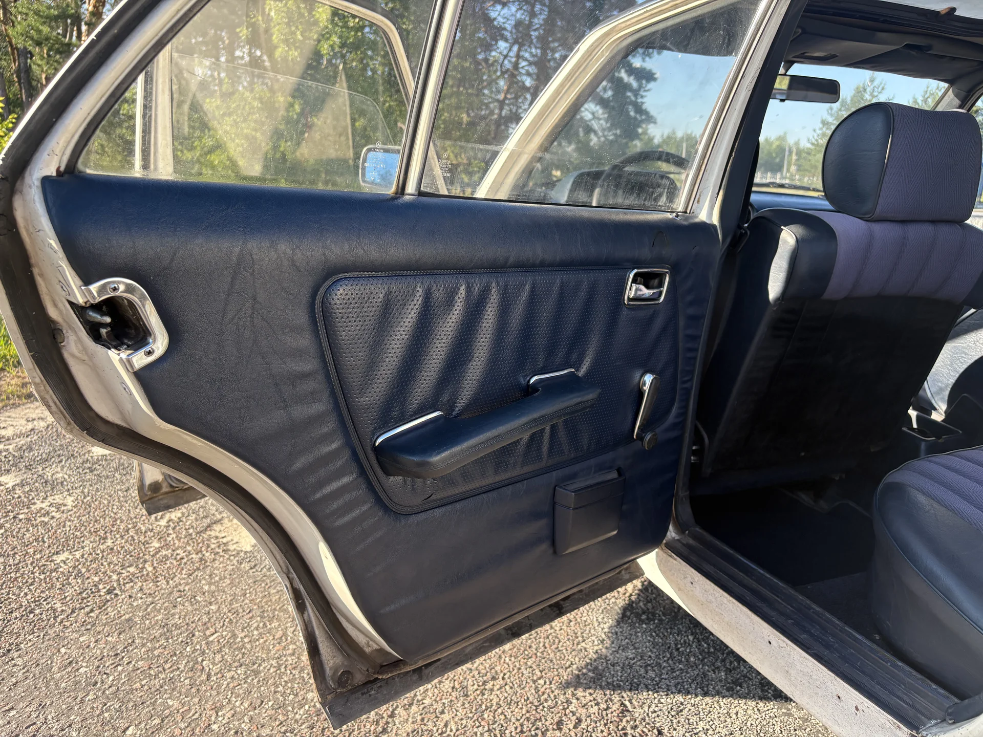 Mercedes W123 - миниатюра 9