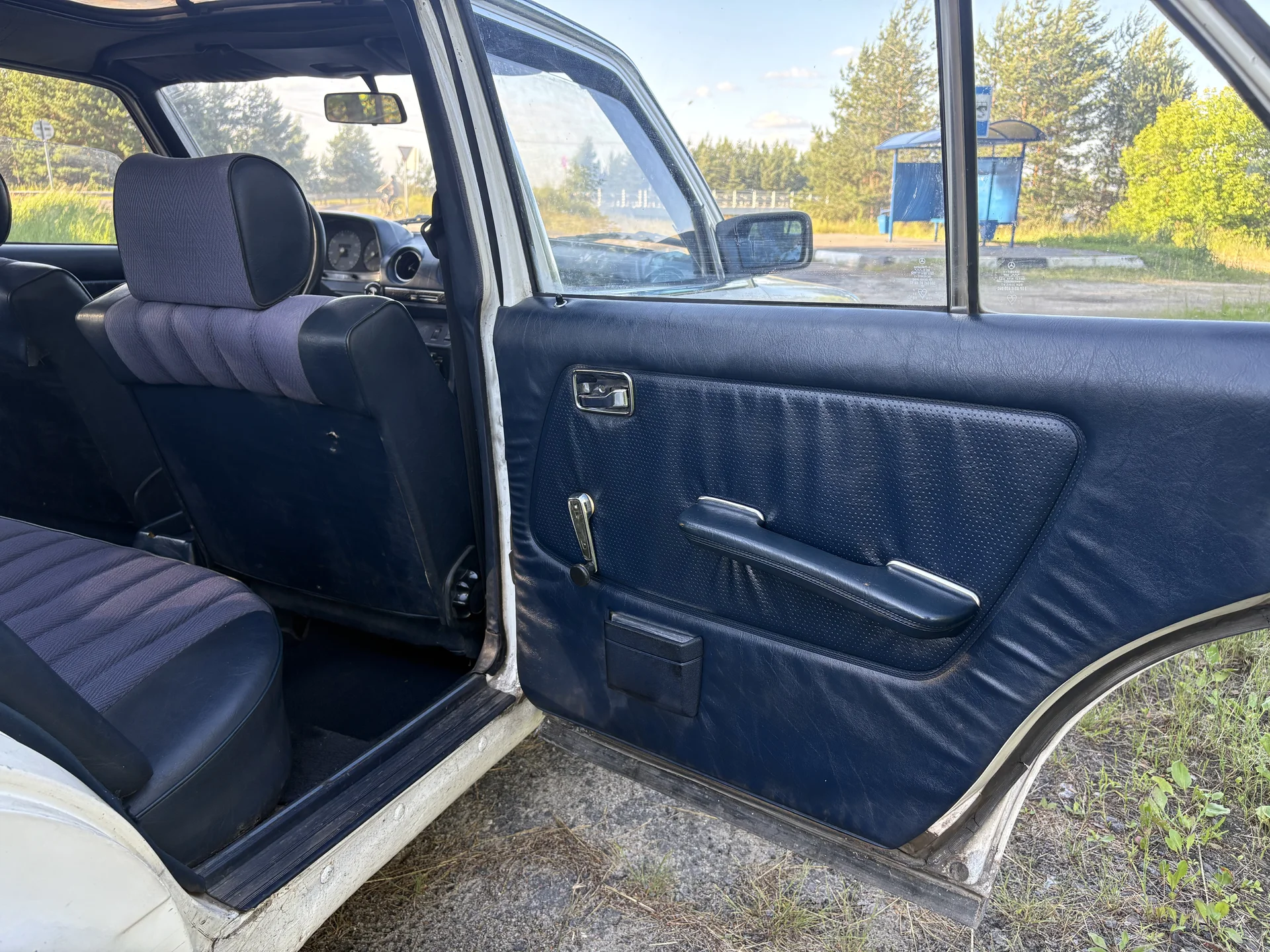 Mercedes W123 - миниатюра 11