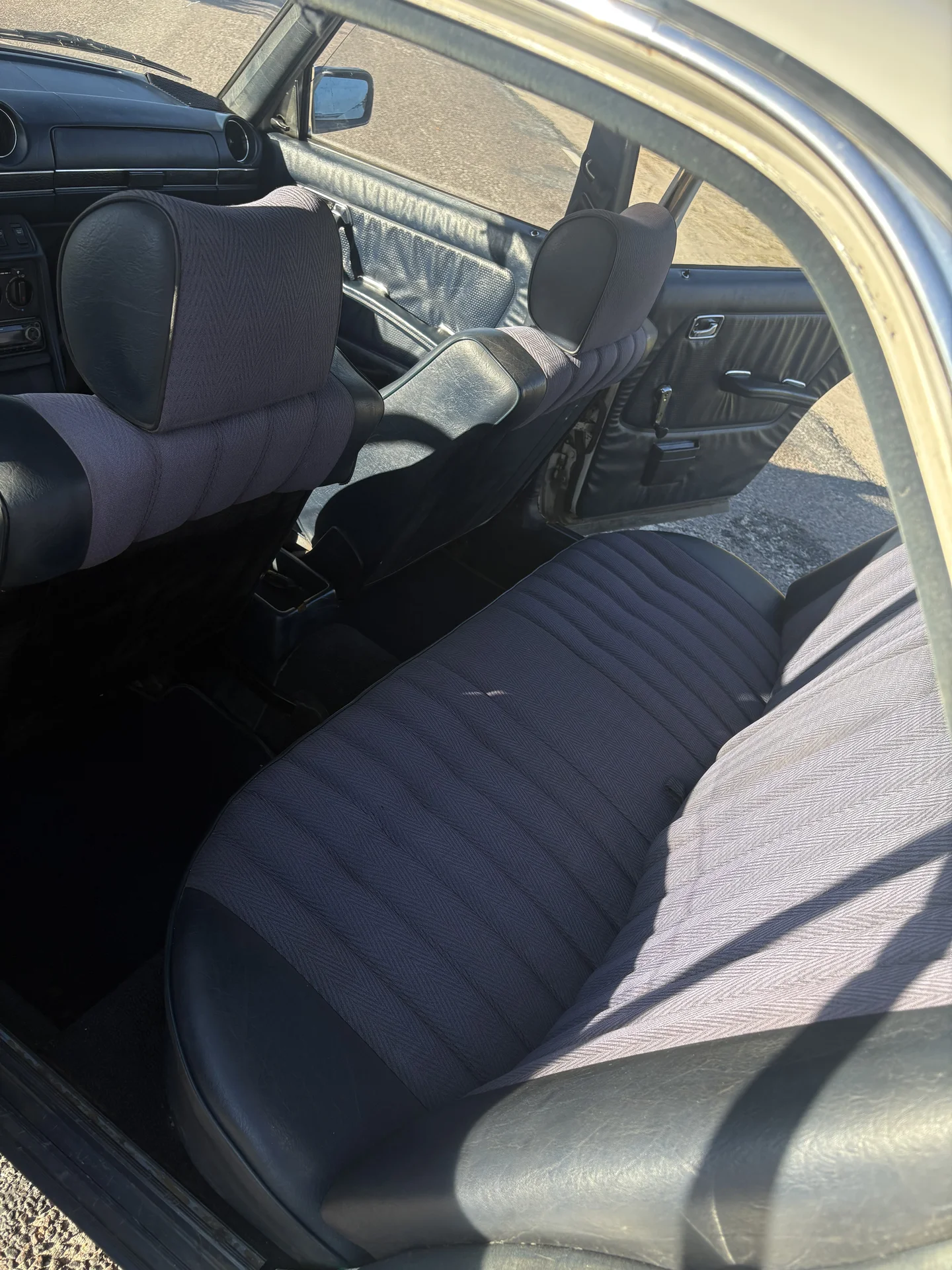 Mercedes W123 - миниатюра 15