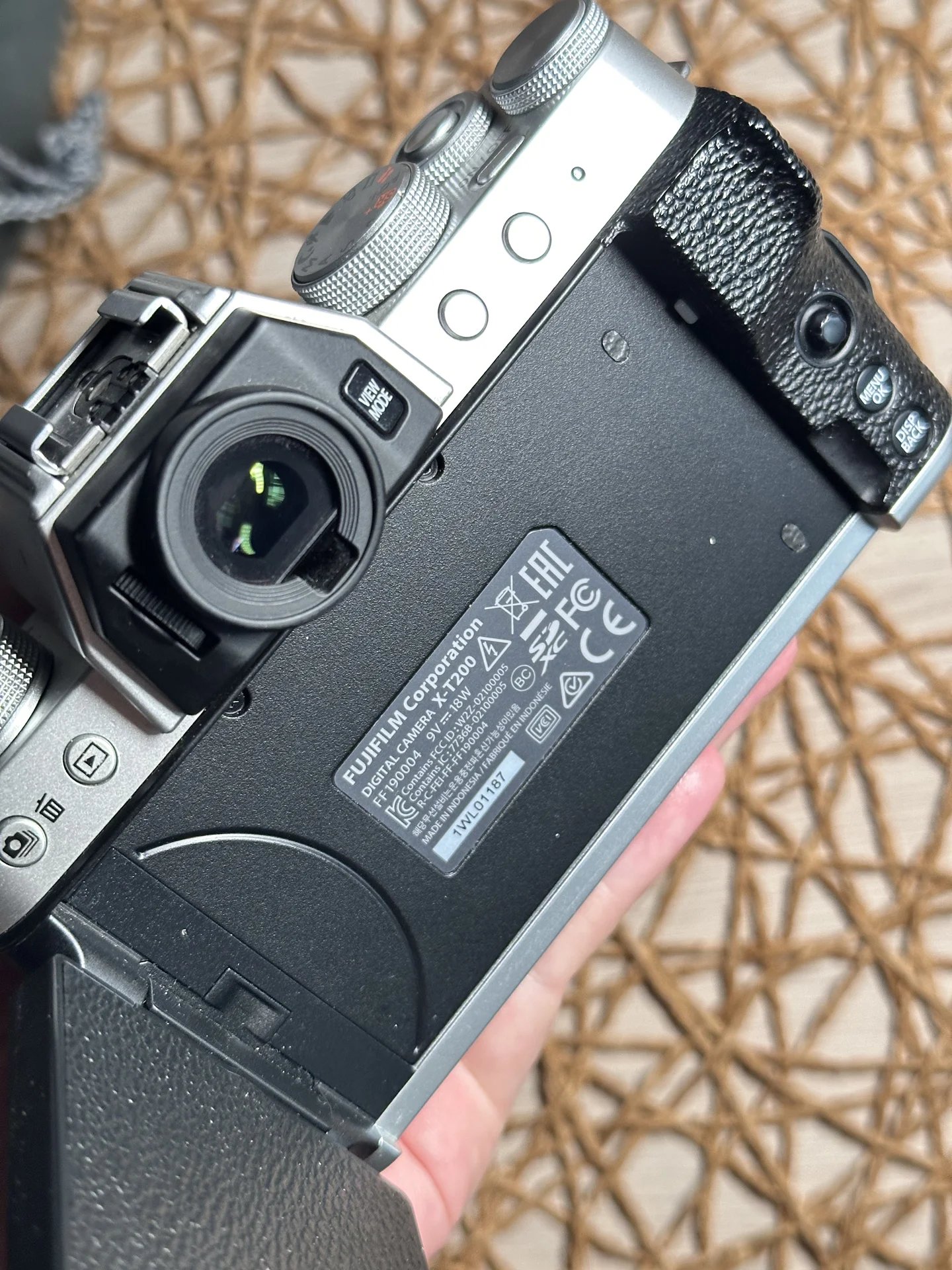 Fujifilm X-T200 - миниатюра 2
