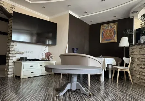 журнальный стол овал массив