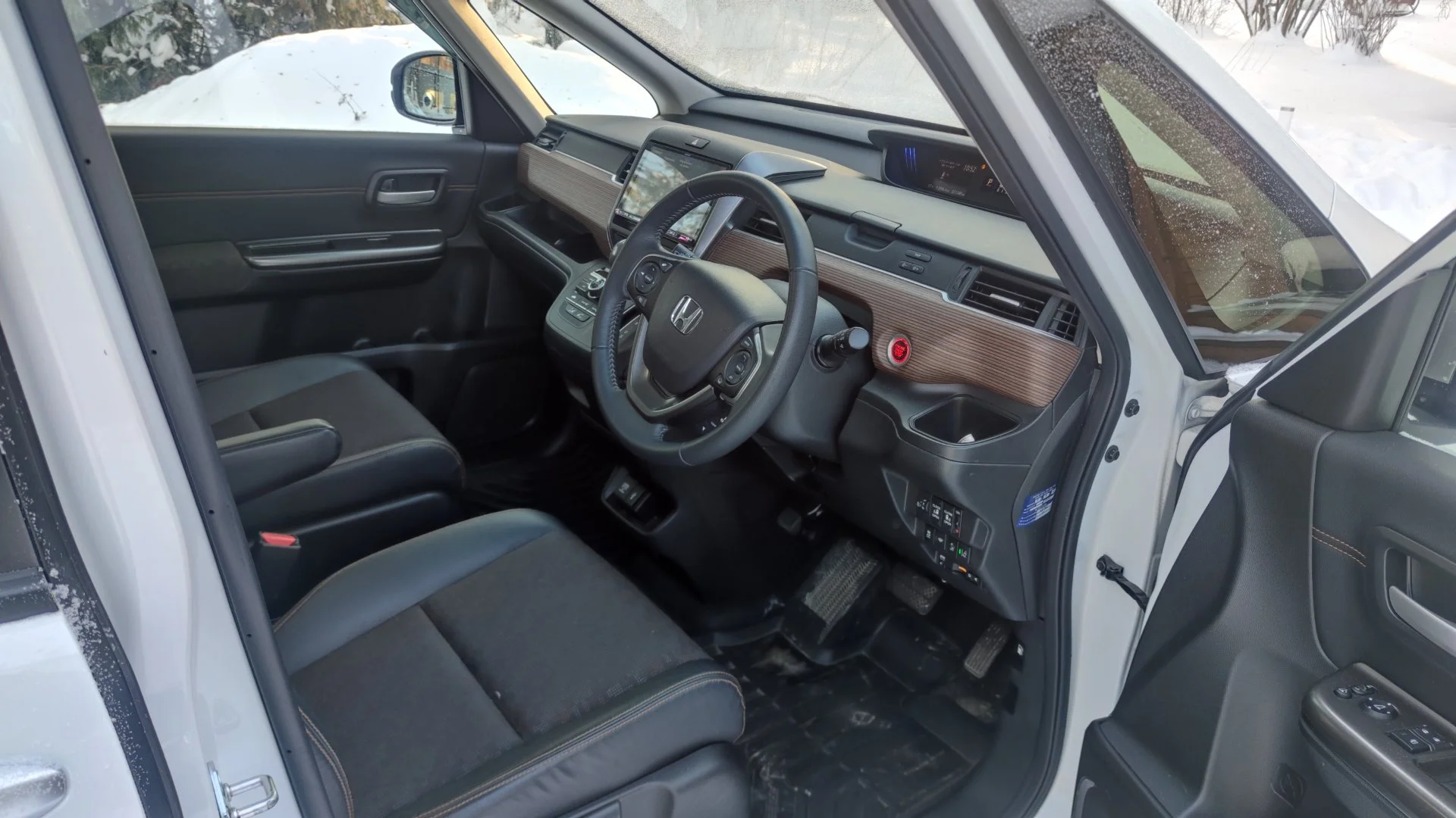 Honda Freed + 4WD 2020 - миниатюра 5