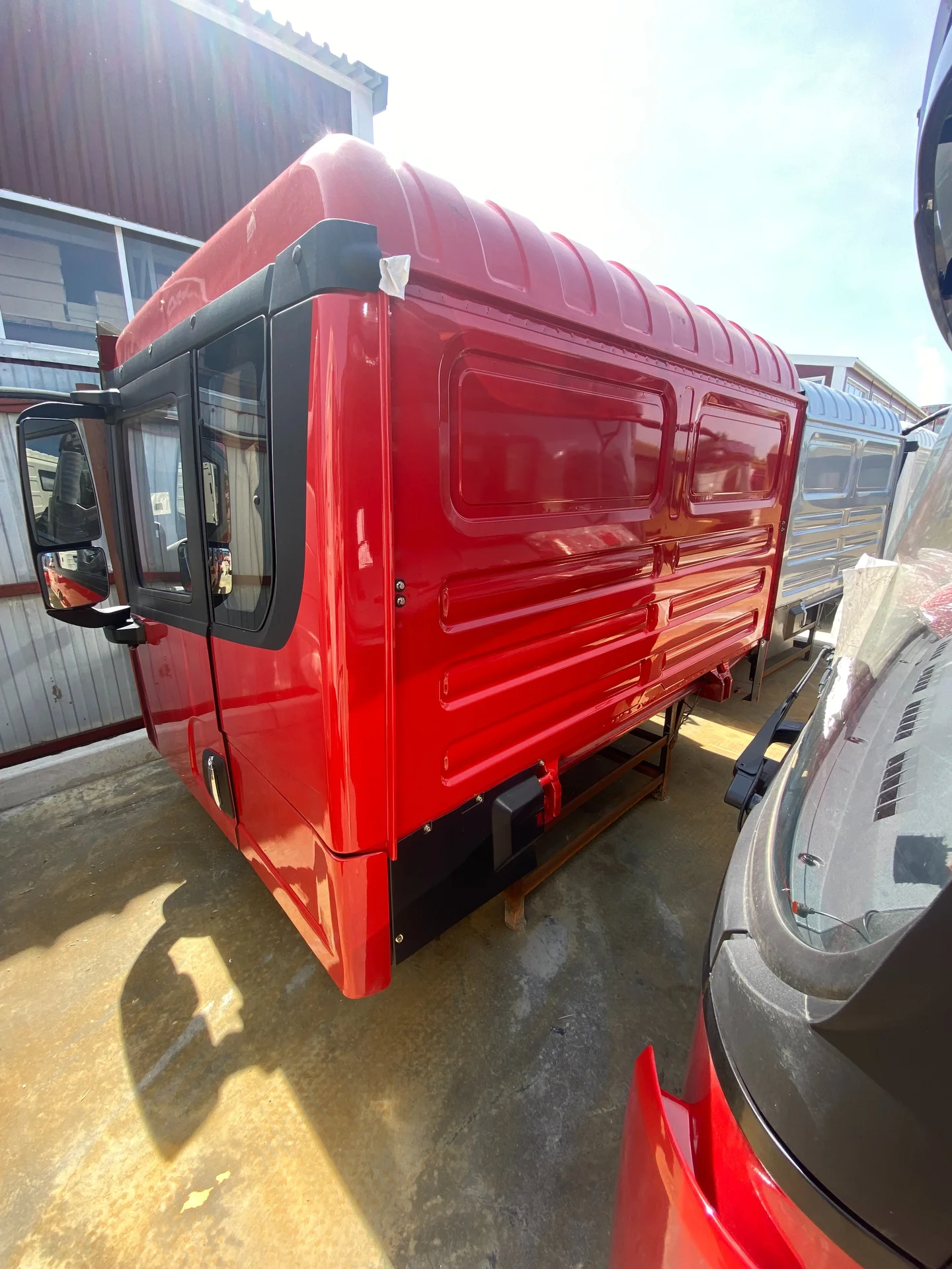 Кабина Красная X5000 (X3000 рестайлинг) - миниатюра 7