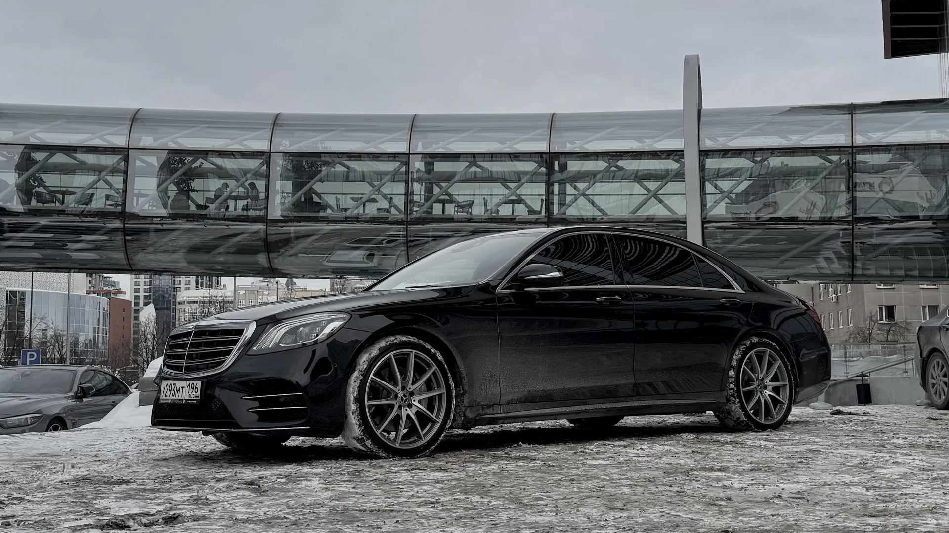 Аренда Mercedes-Benz s-class w222 с водителем - изображение 1