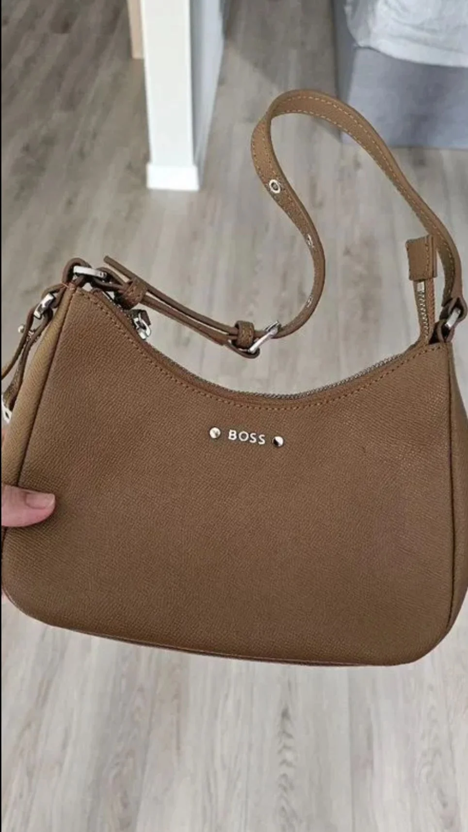 Hugo Boss - изображение 1