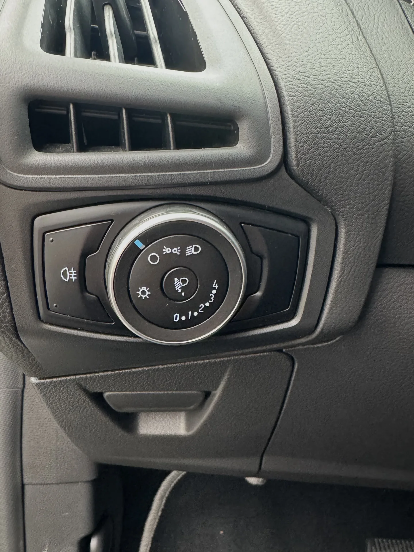 Ford Focus 3 - миниатюра 11
