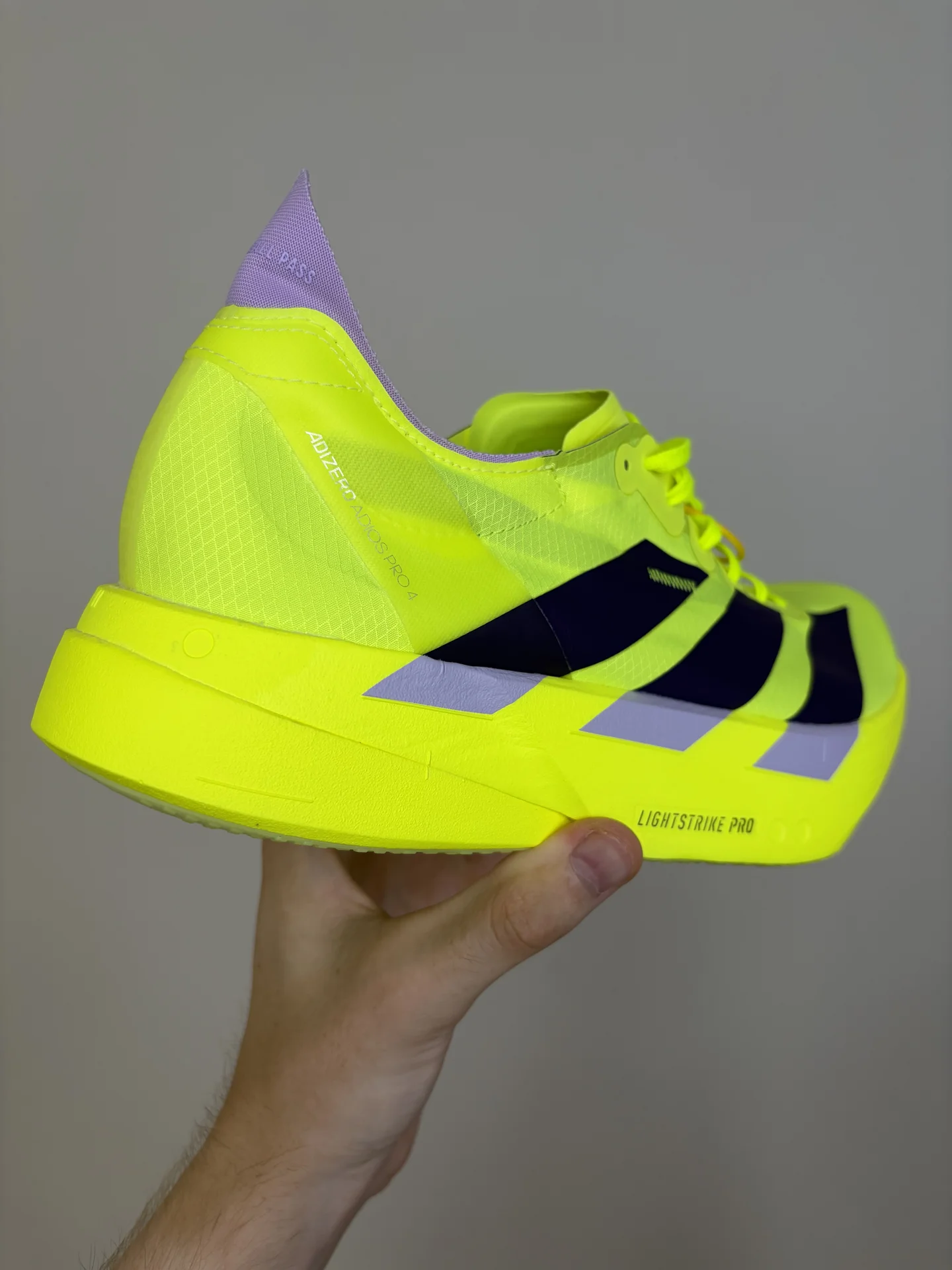 Беговые кроссовки Adidas adizero adios 4 pro - миниатюра 3