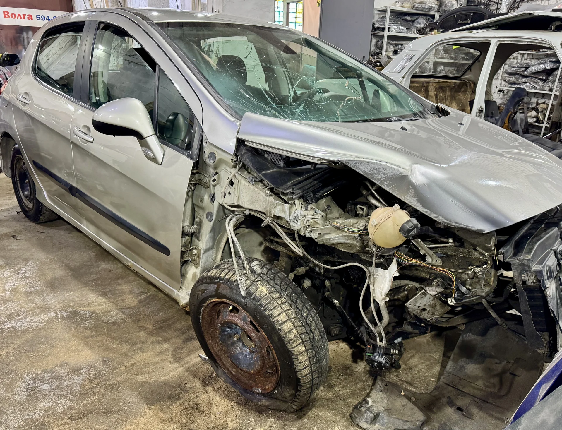 Peugeot 308 в разборе - миниатюра 5