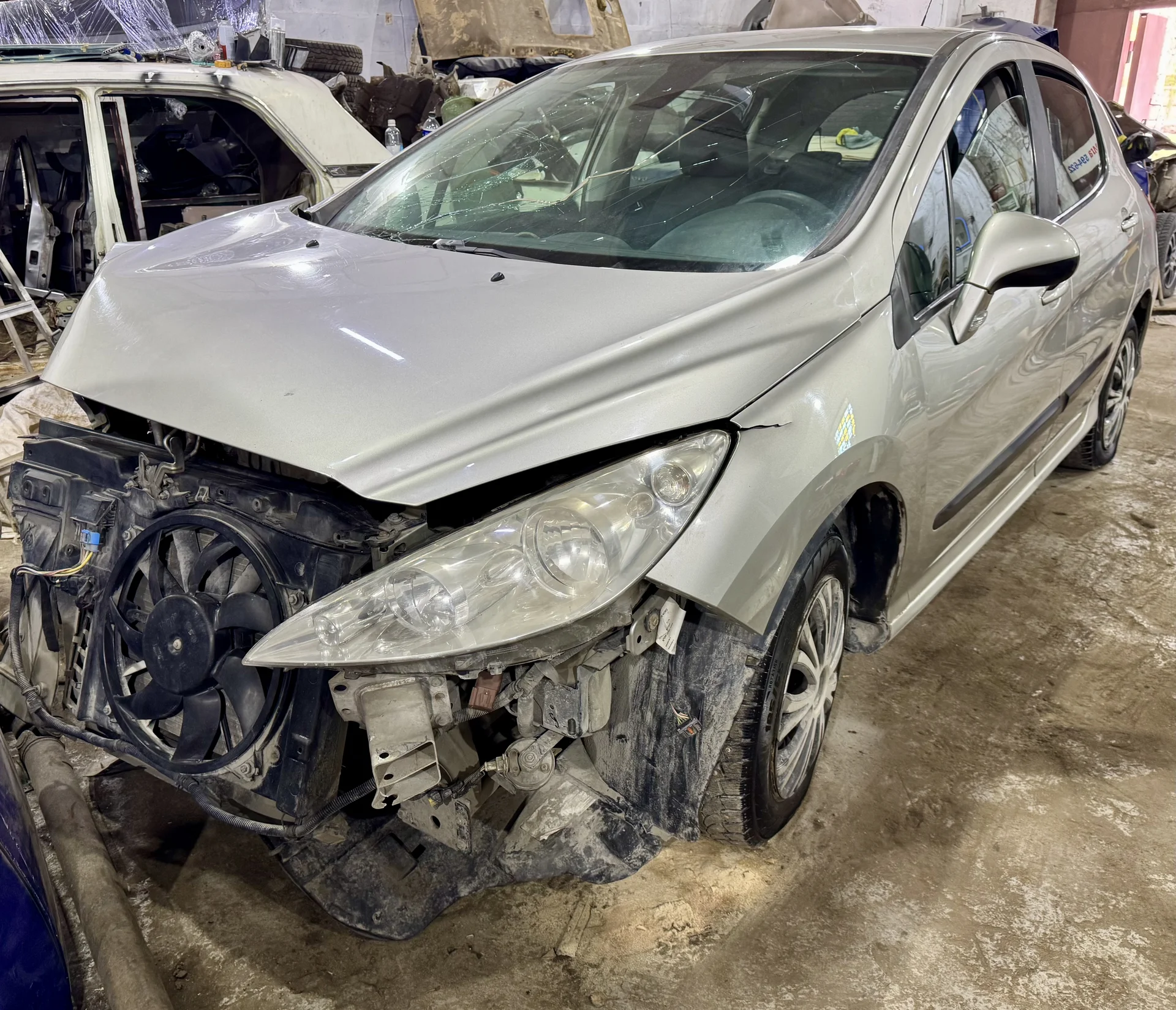 Peugeot 308 в разборе - миниатюра 6