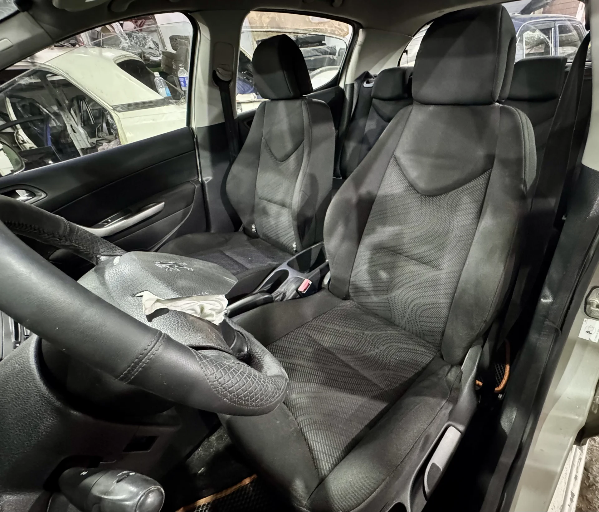 Peugeot 308 в разборе - миниатюра 10
