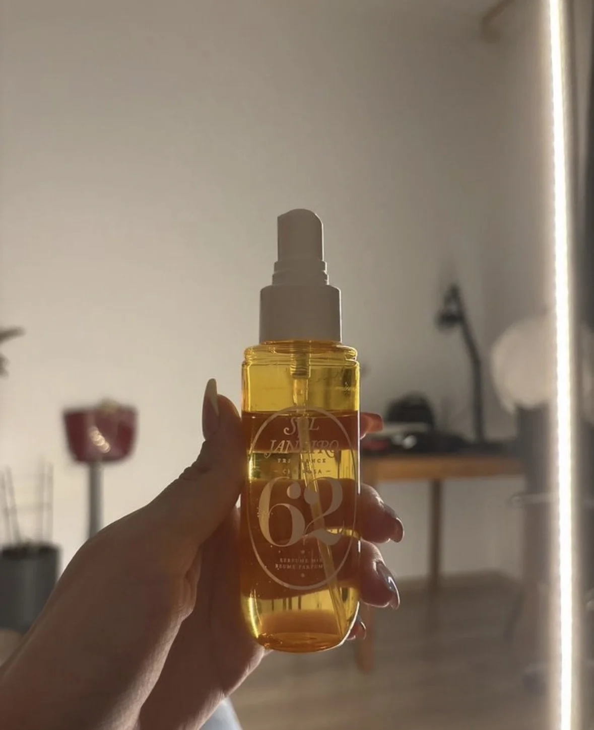 Мист для тела и волос Sol De Janeiro cheirosa 62 - миниатюра 3