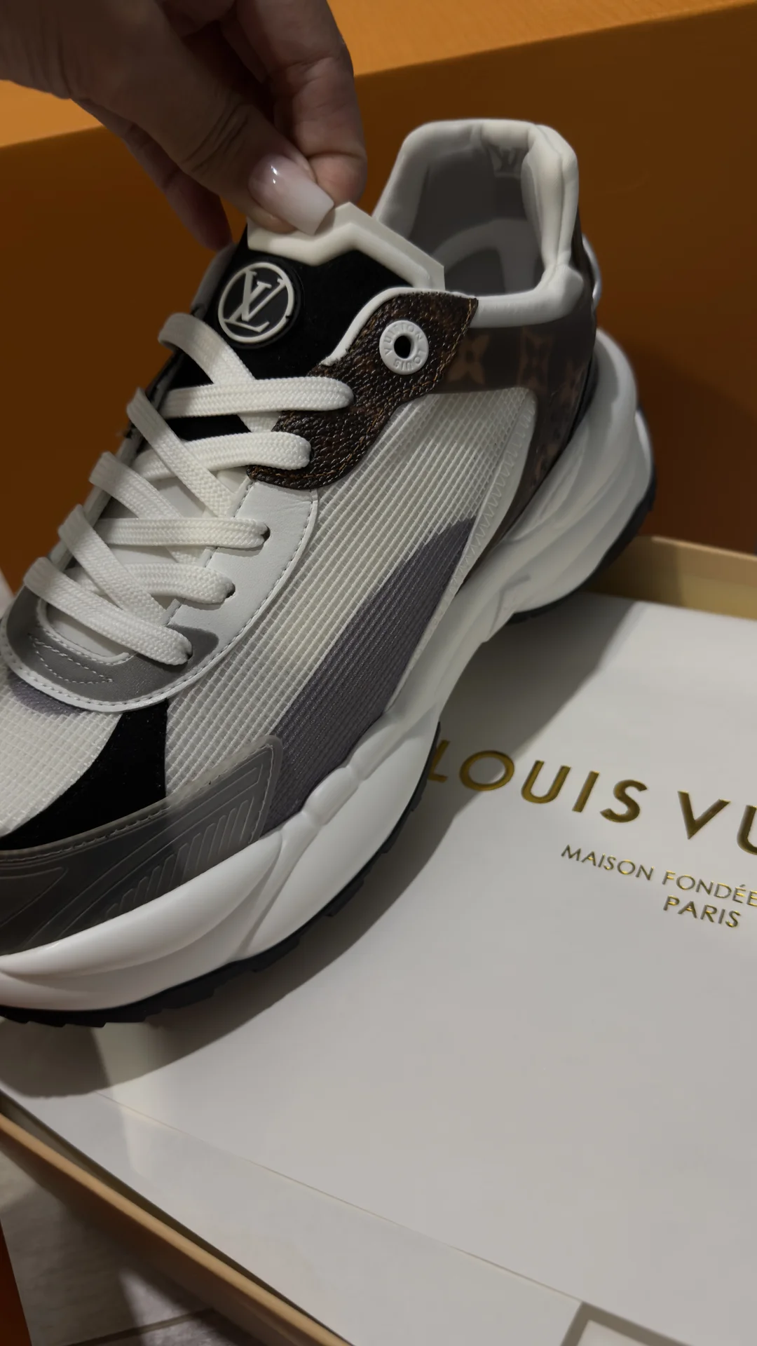 кроссовки louis vuitton - миниатюра 2