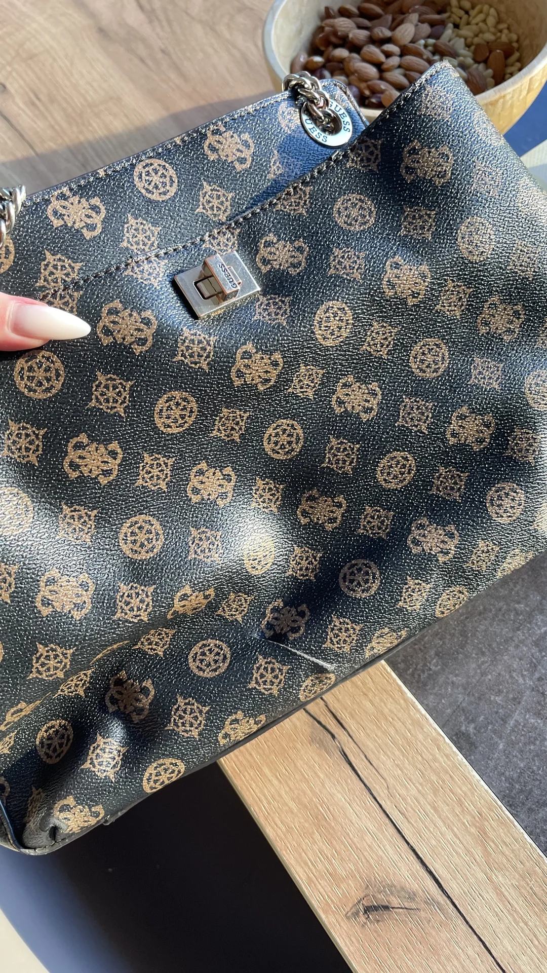 Сумка GUESS - миниатюра 2