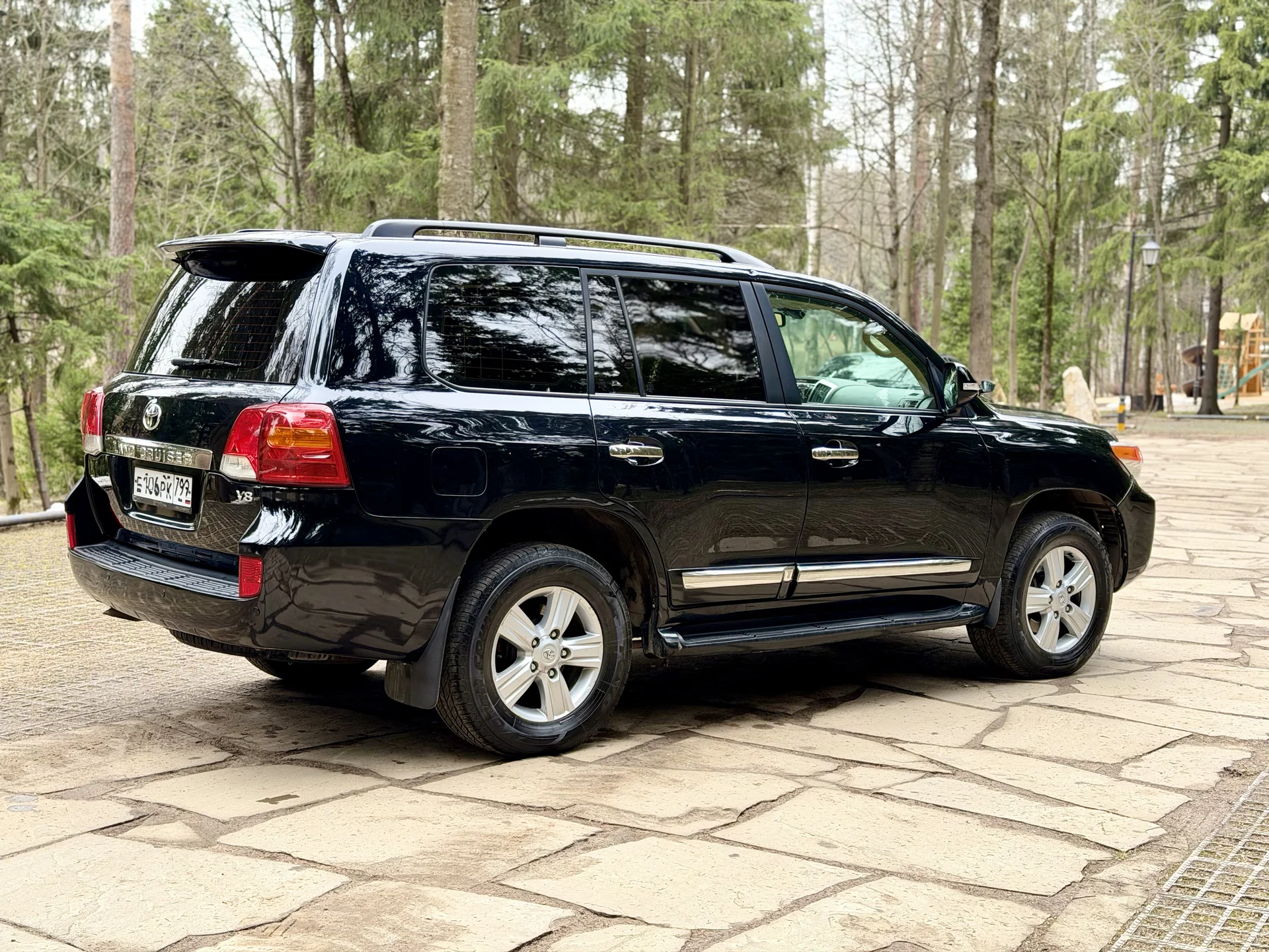 Toyota Land Cruiser 200 1-рестайлинг - миниатюра 6