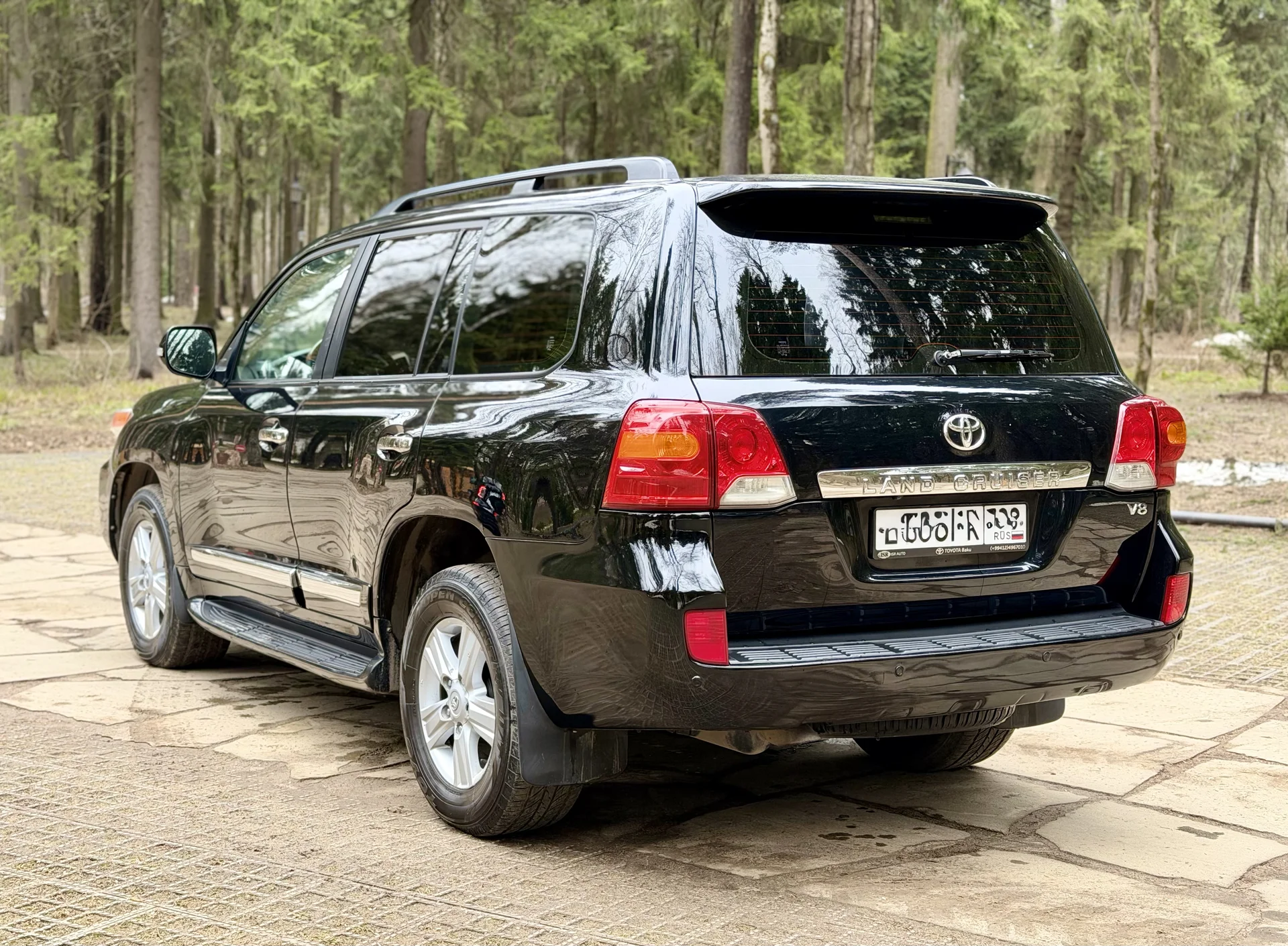Toyota Land Cruiser 200 1-рестайлинг - миниатюра 10