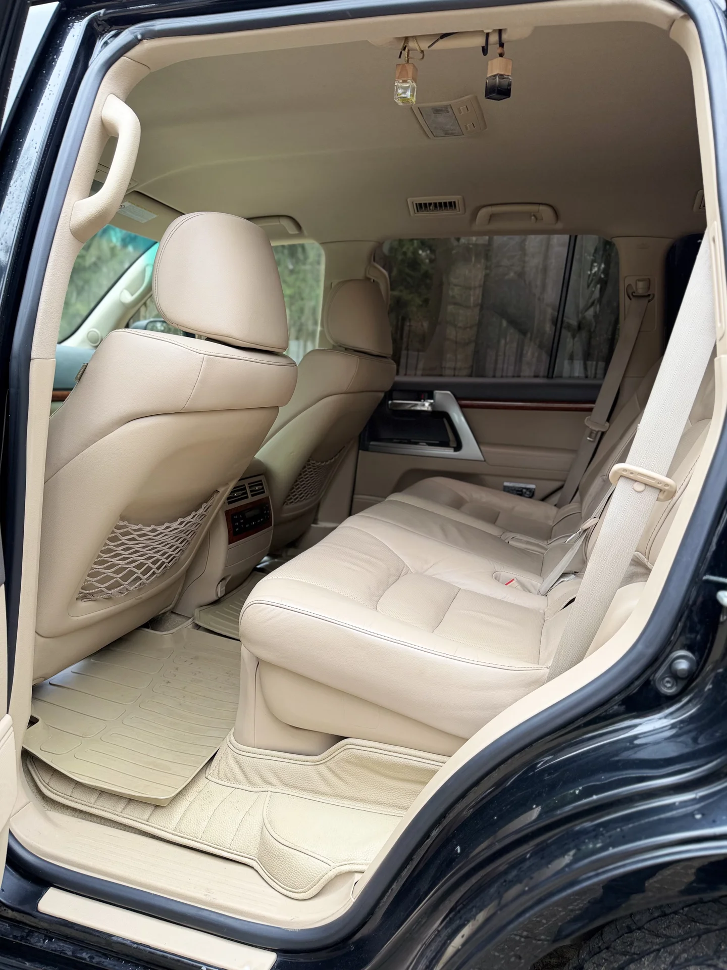 Toyota Land Cruiser 200 1-рестайлинг - миниатюра 12