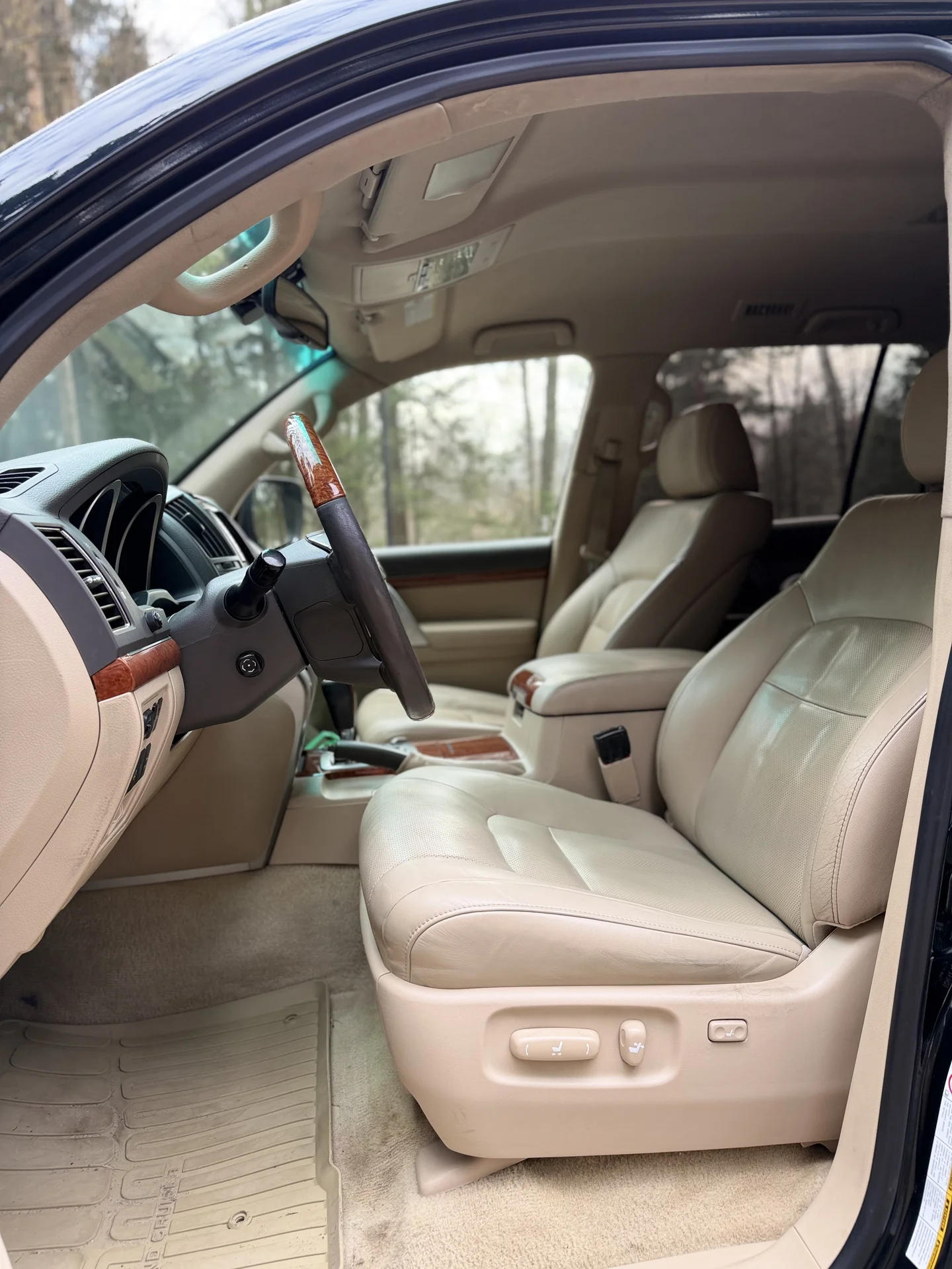 Toyota Land Cruiser 200 1-рестайлинг - миниатюра 14
