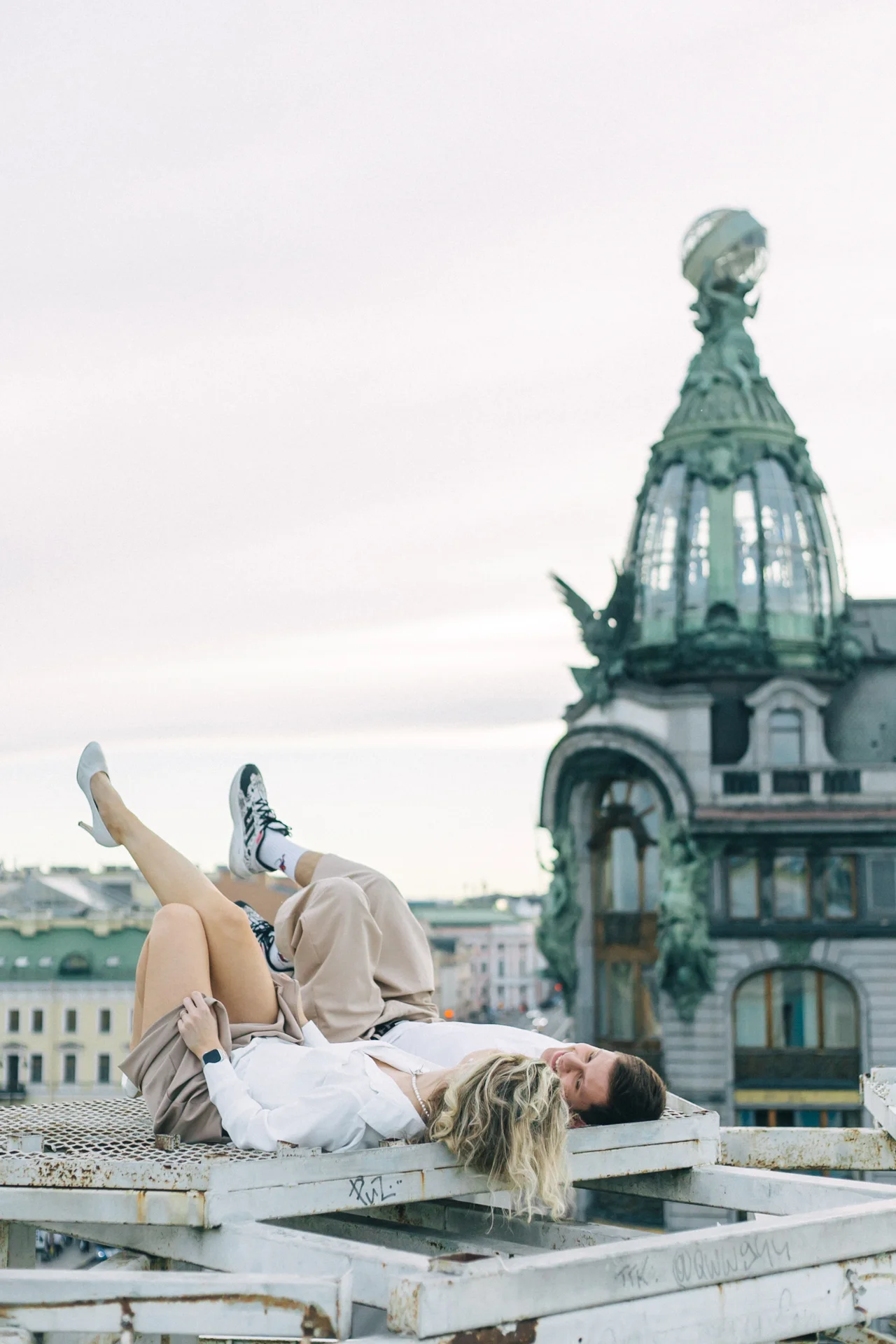 Лавстори фотосессия для пар в Санкт-Петербурге - миниатюра 3