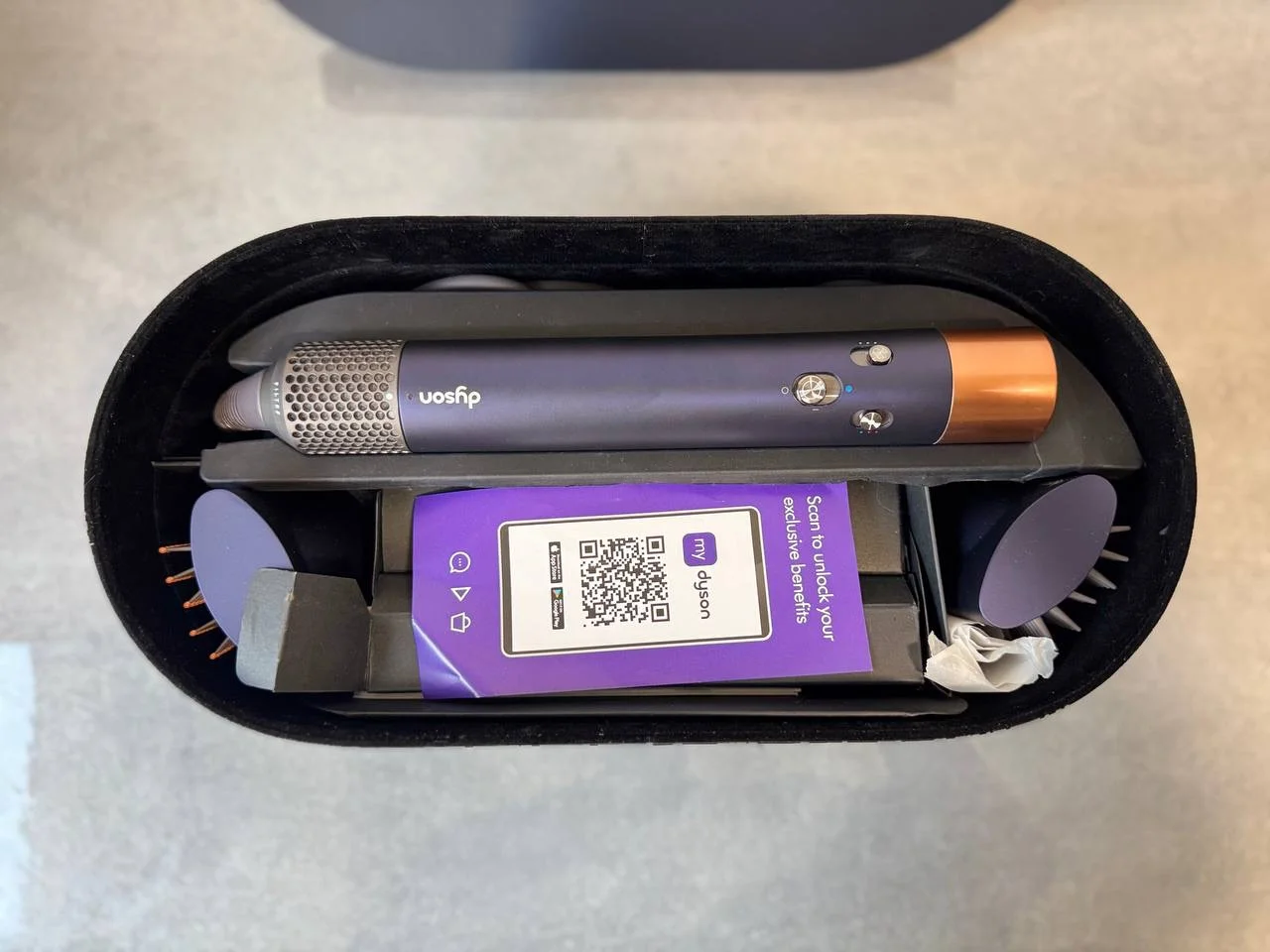 Стайлер для волос Dyson - миниатюра 2