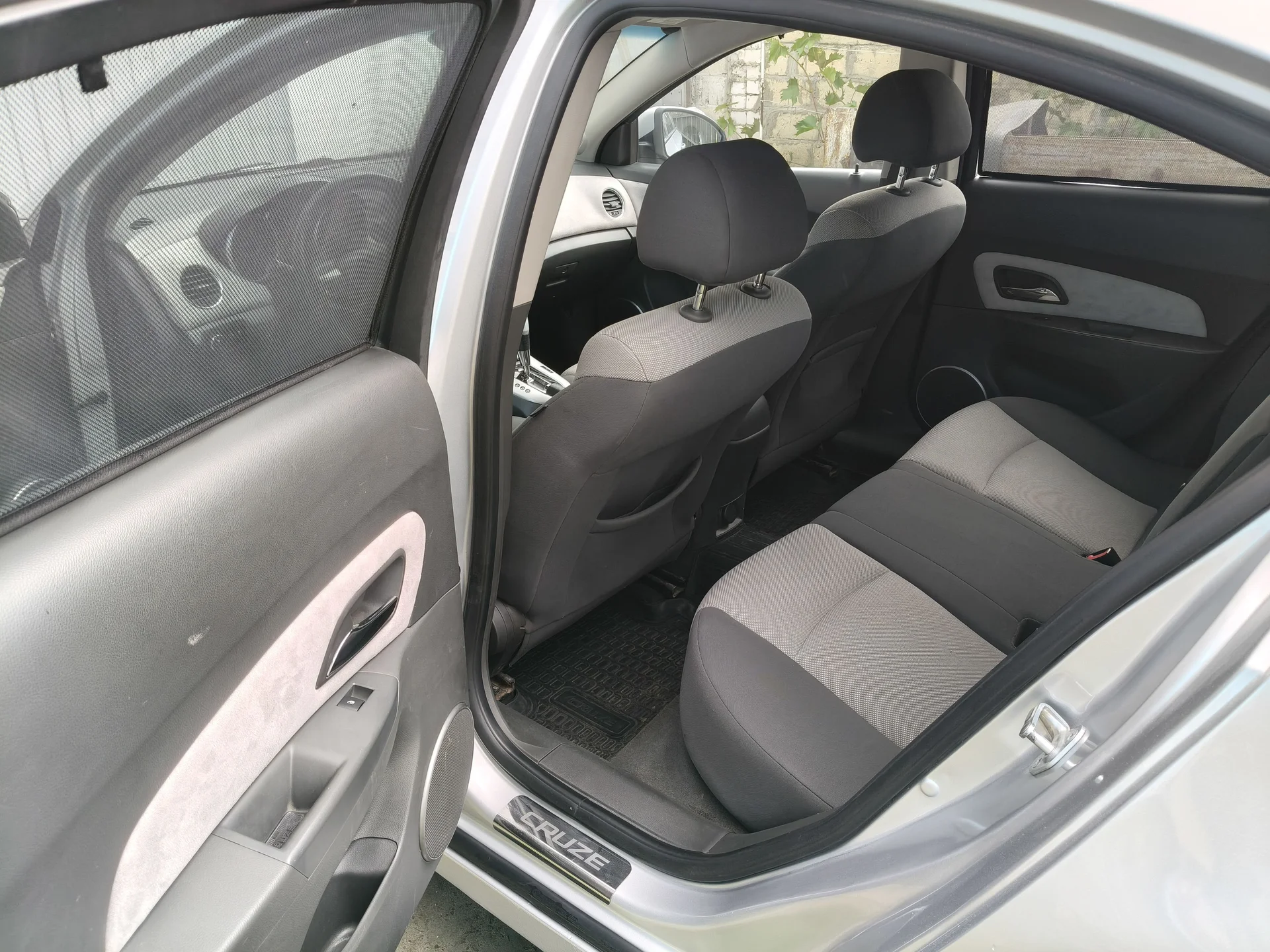 Автомобиль Chevrolet Cruze - миниатюра 5