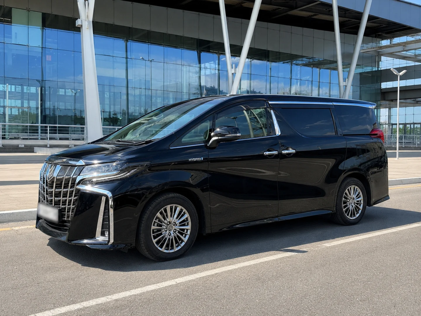 VIP трансфер Toyota Alphard 2021 - миниатюра 9