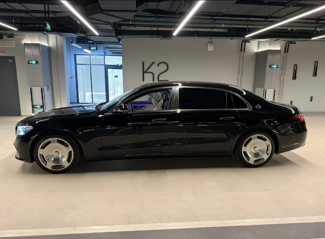 Майбах 223 с водителем (Maybach, S, V Class) - миниатюра 10