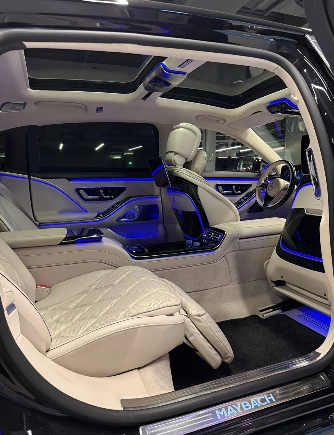 Майбах 223 с водителем (Maybach, S, V Class) - миниатюра 11