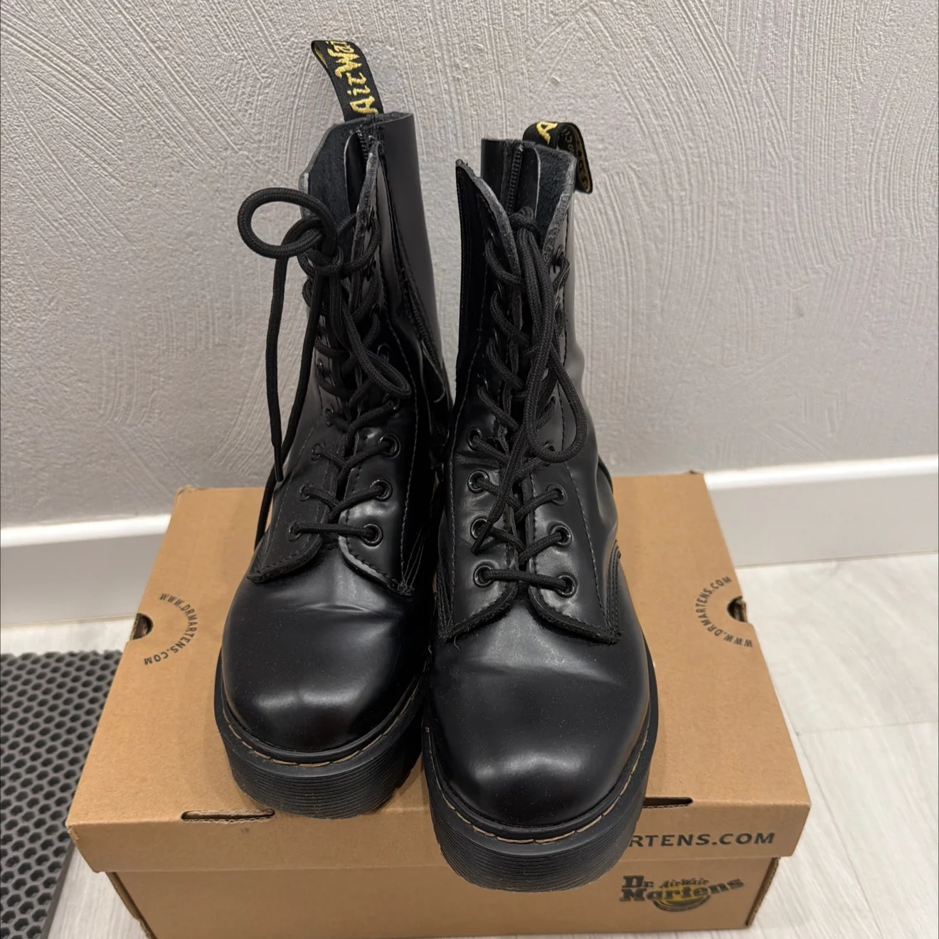 ботинки  Dr. Martens - миниатюра 5
