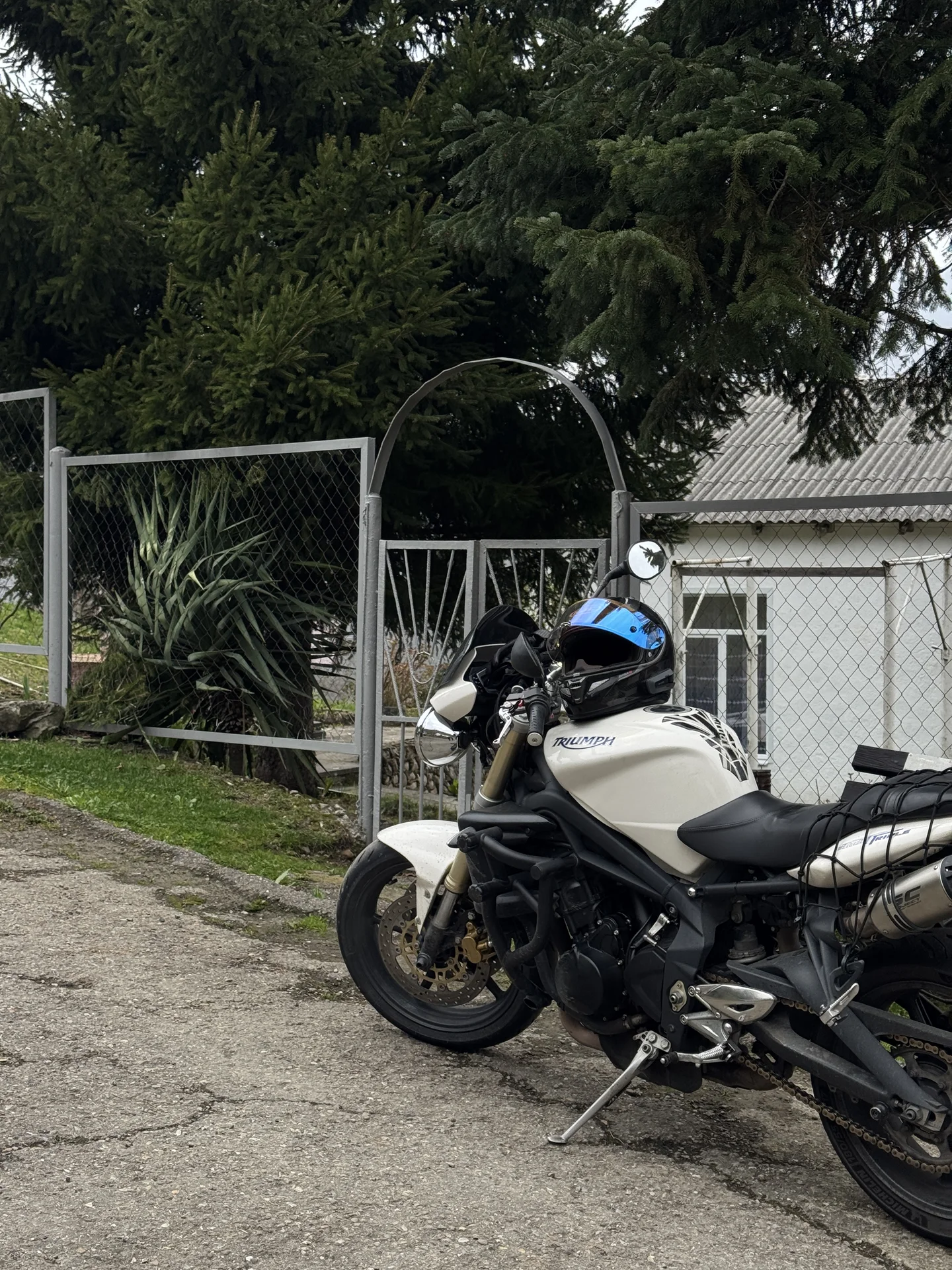 Мотоцикл Triumph Street Triple 675 - миниатюра 2