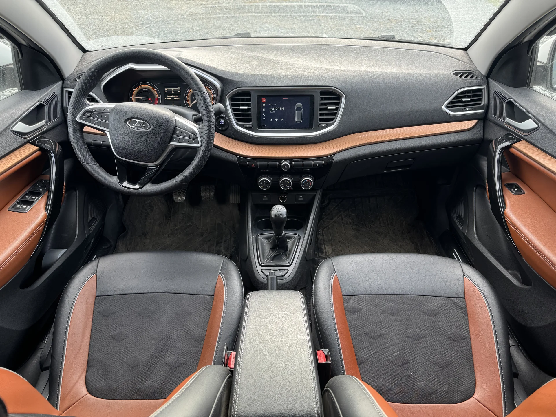 Lada Vesta SW Cross NG - миниатюра 9