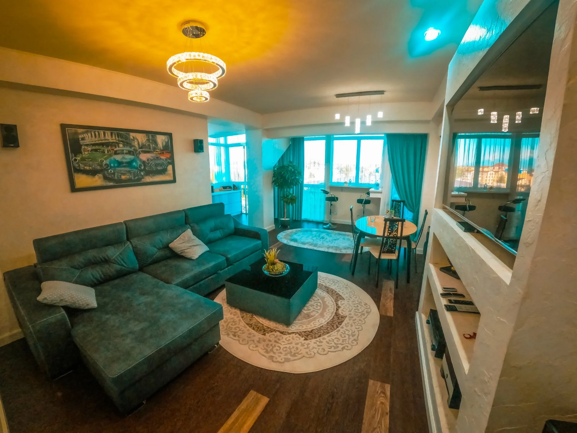 3-к. квартира, 100 м², 6/8 эт. 300 000 ₽  в месяц