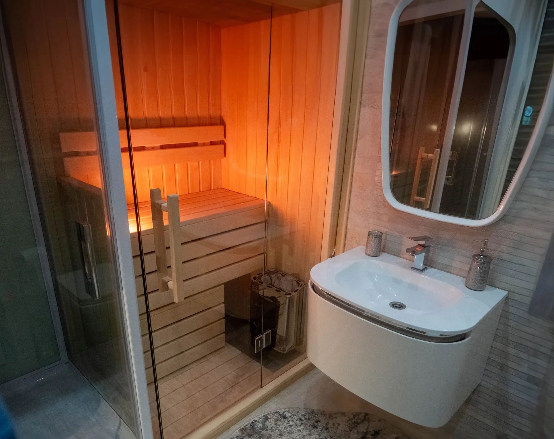 3-к. квартира, 100 м², 6/8 эт. 300 000 ₽ в месяц - миниатюра 14