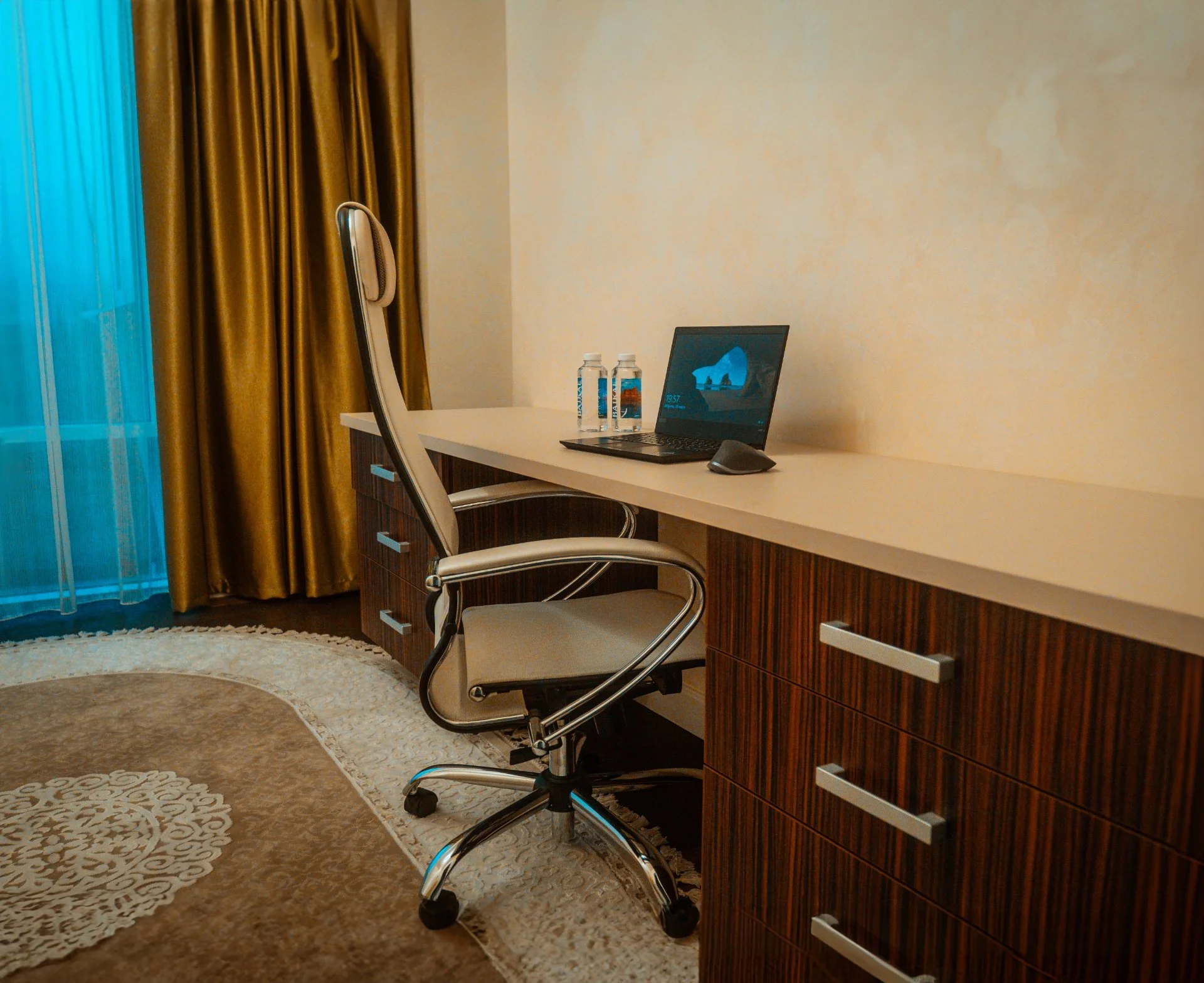 3-к. квартира, 100 м², 6/8 эт. 300 000 ₽ в месяц - миниатюра 18