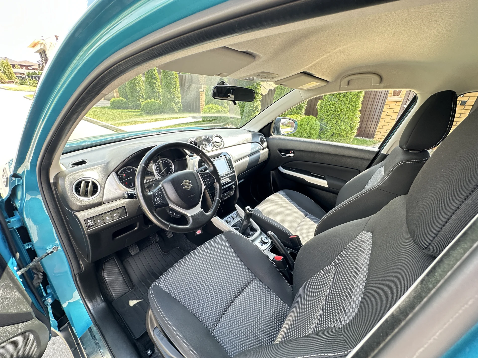 продам Suzuki Vitara 2018г 4WD механика! - миниатюра 15