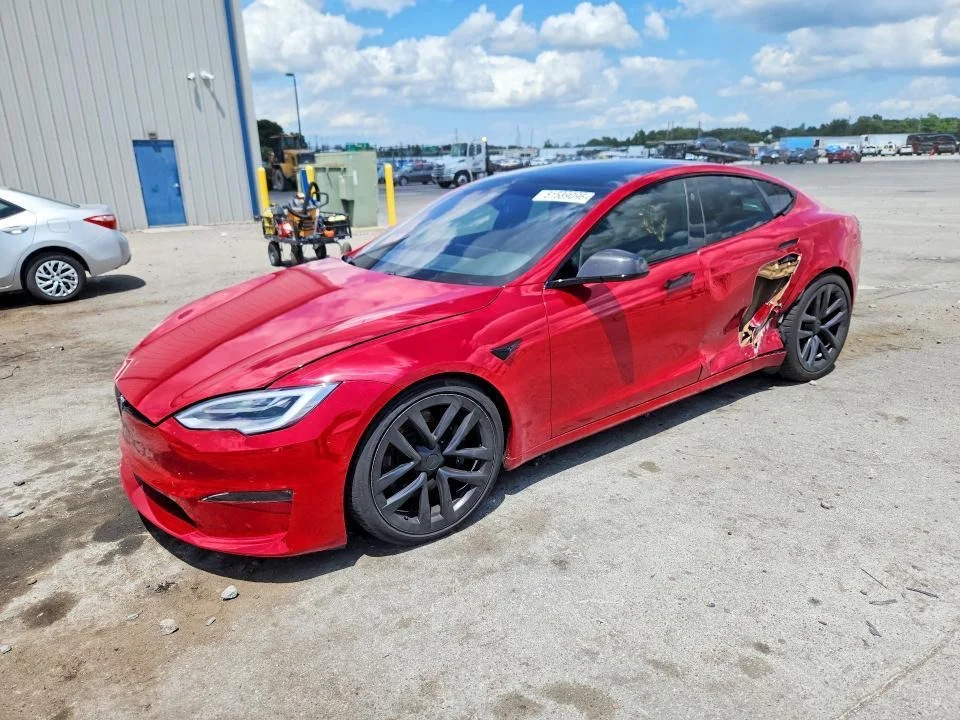 Tesla Model S 2021 на запчасти - изображение 1