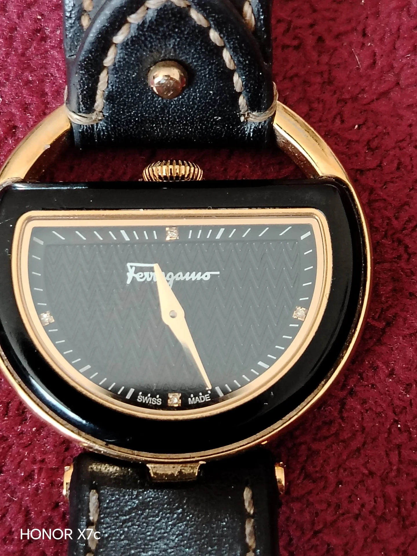 Salvatore ferragamo часы с бриллиантами - миниатюра 2