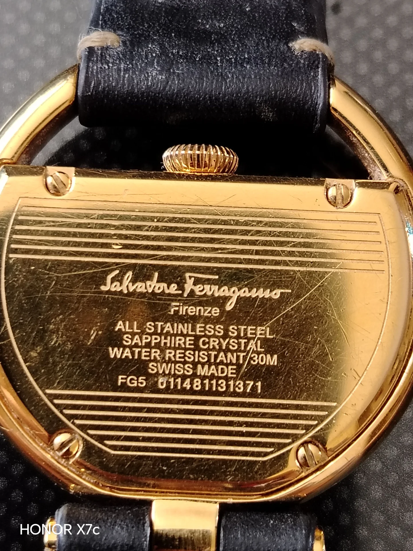 Salvatore ferragamo часы с бриллиантами - миниатюра 4