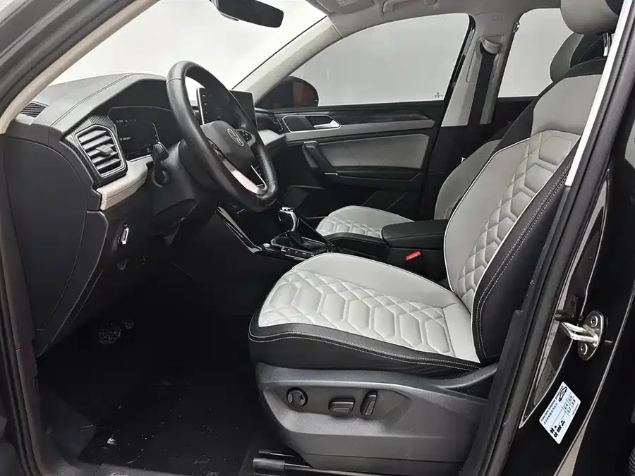 Volkswagen Tayron 1.4 AMT - миниатюра 19