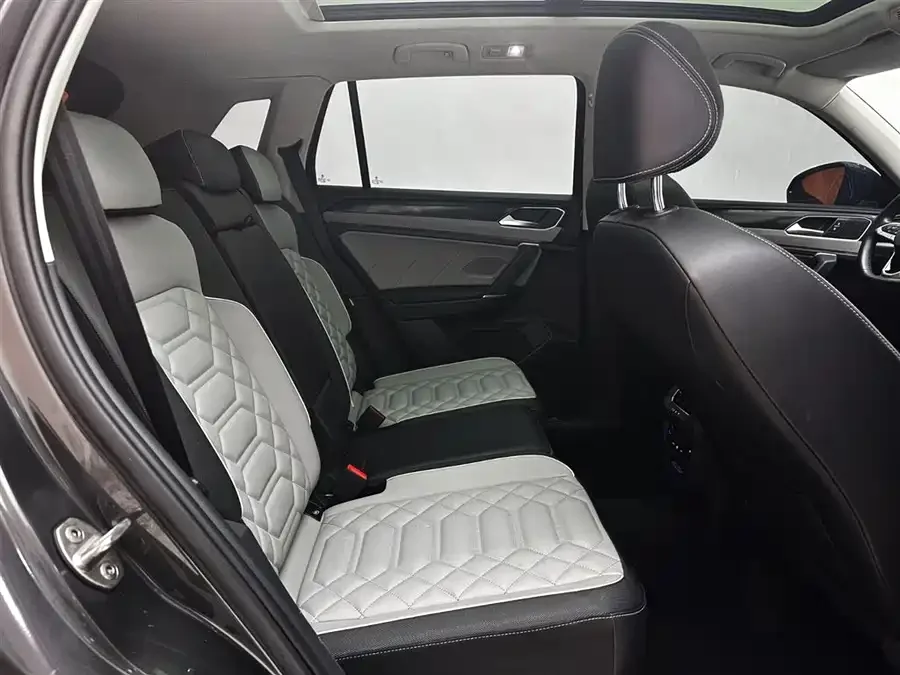 Volkswagen Tayron 1.4 AMT - миниатюра 22